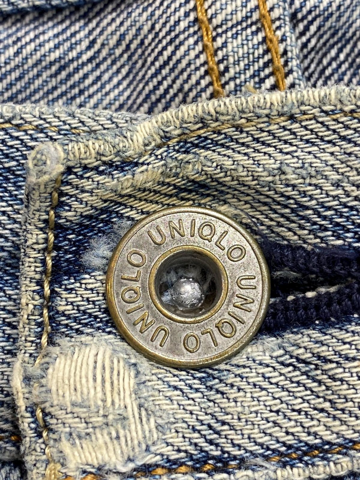 Uniqlo Uniqlo Selvedge Faded Wash Style Loose Jeans Size US 33 - 13 Thumbnail