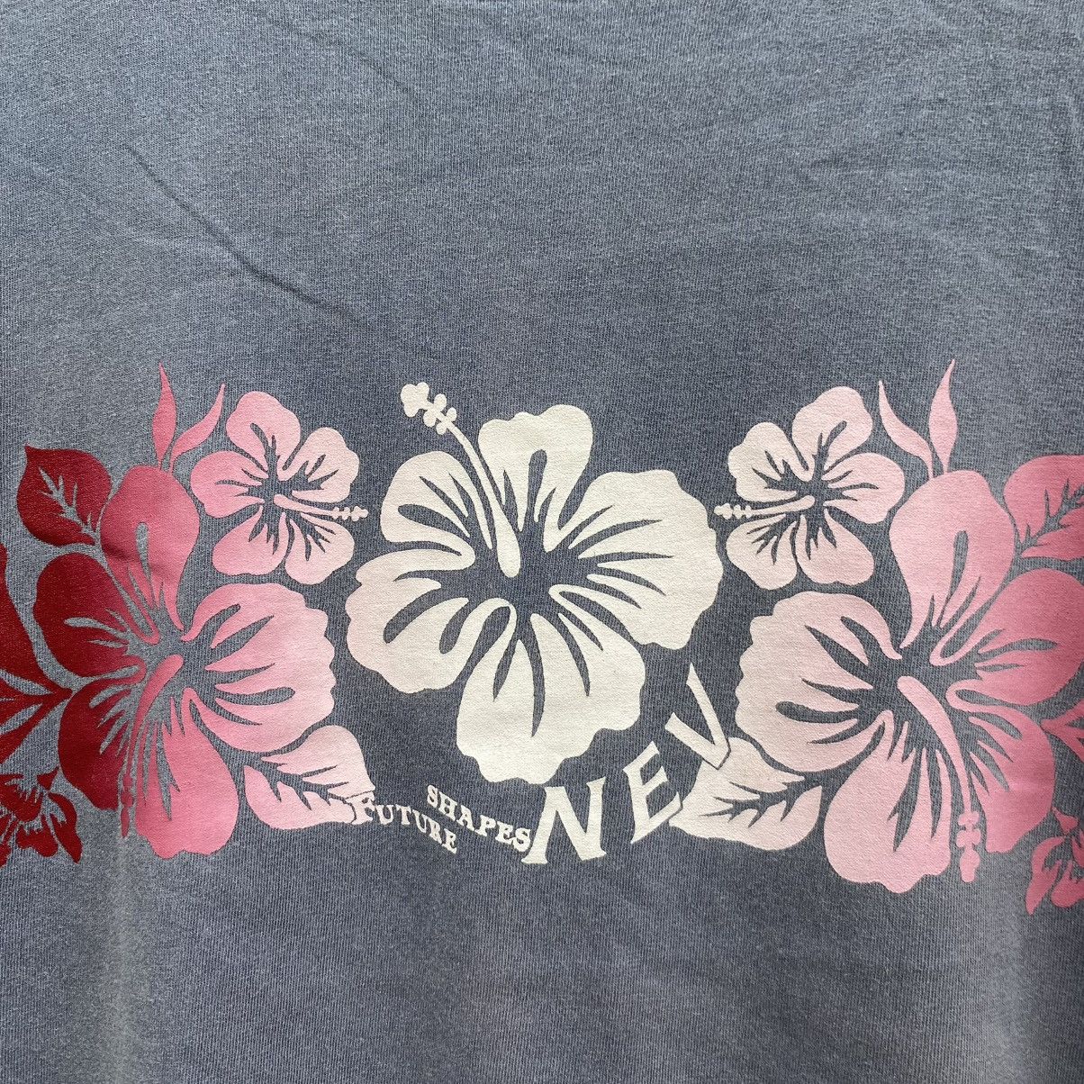 Sun Surf Thrashed Faded Vintage 90s NEV Surfing Brand Tee Size US L / EU 52-54 / 3 - 3 Thumbnail