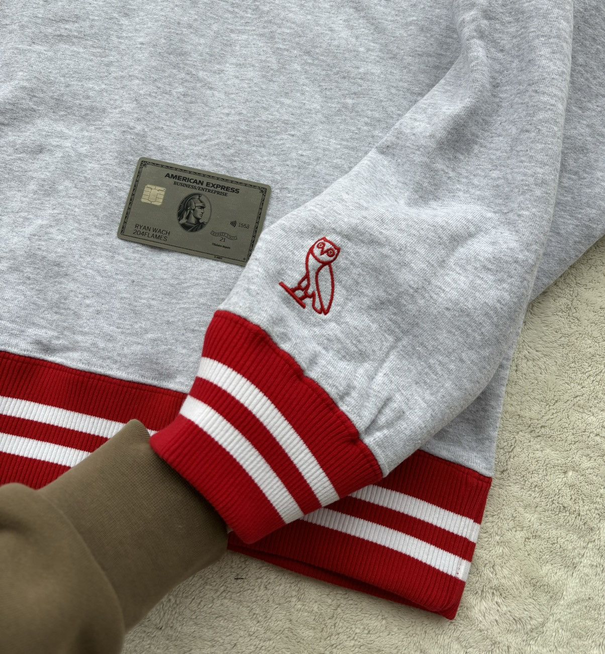 October's Very Own OVO x Chicago Bulls Grey Quarter Zip Sweater Size US L / EU 52-54 / 3 - 3 Thumbnail