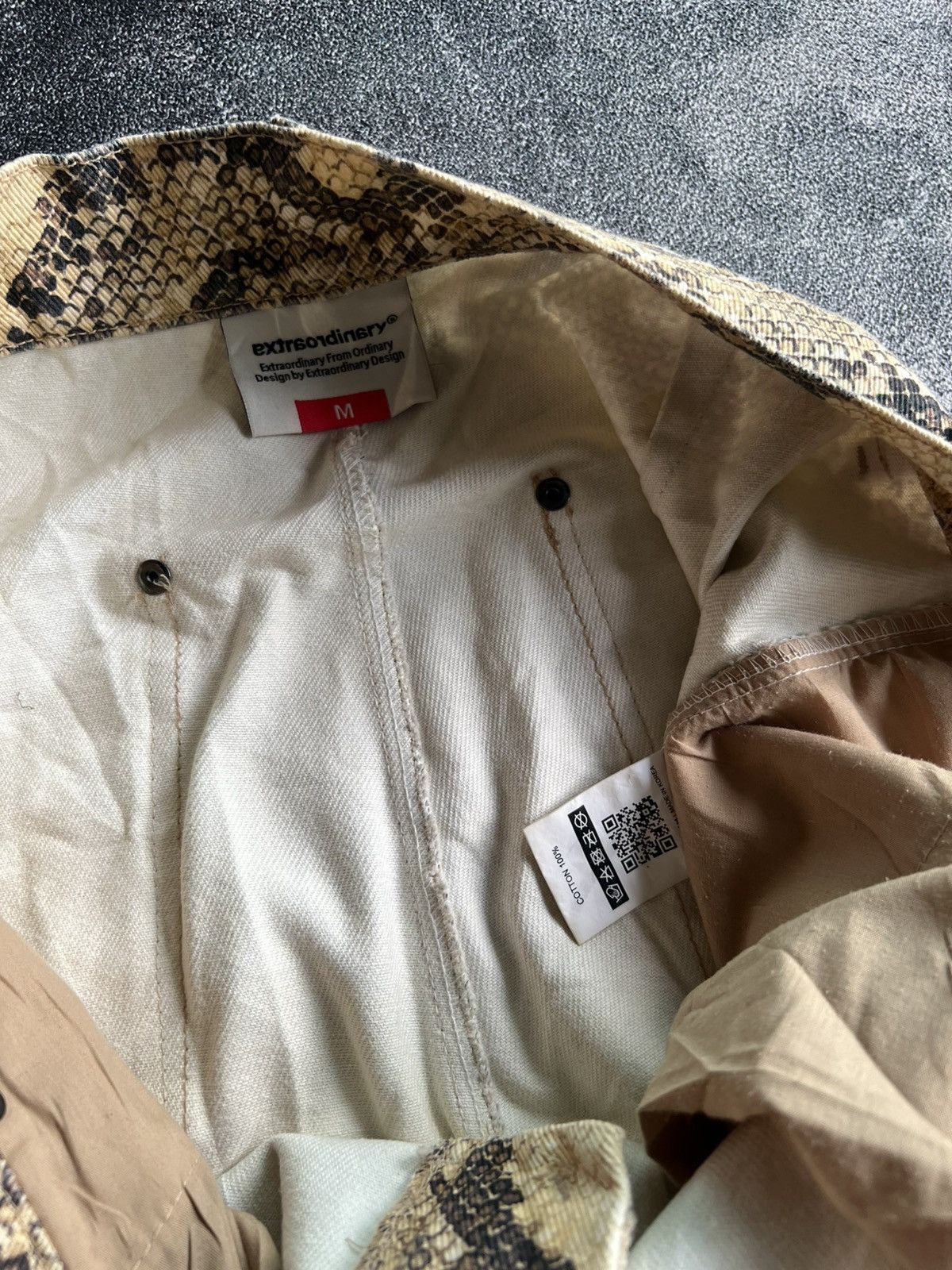 Japanese Brand Extraordinary Python Print Jeans Size US 33 - 8 Thumbnail