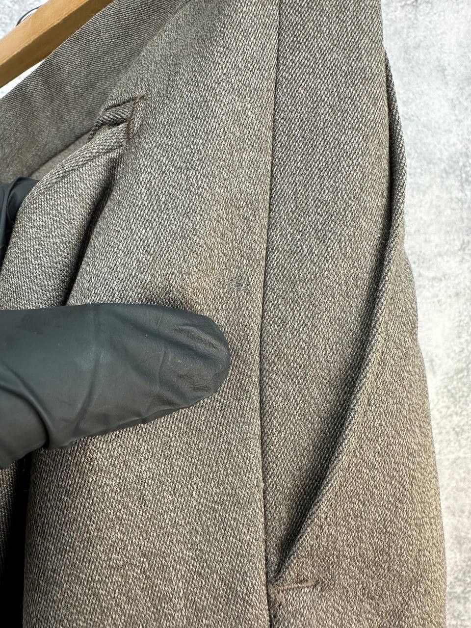 Yves Saint Laurent Yves Saint Laurent Pour Homme Pure Wool Beige Two-Piece Suit Size 54R - 16 Thumbnail