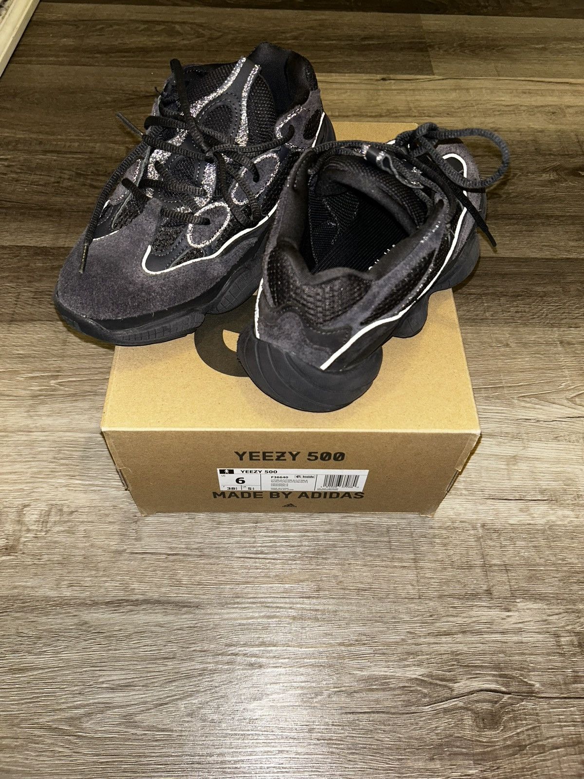 Yeezy Yeezy 500 Size US 6 / EU 39 - 2 Thumbnail