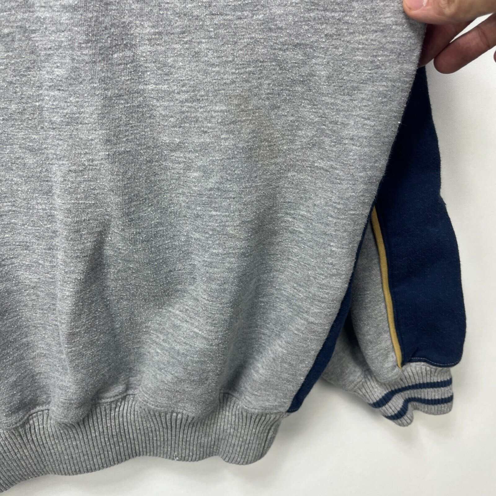 Vintage Vintage '90s Notre Dame Fighting University Sweatshirt XL Size US XL / EU 56 / 4 - 11 Thumbnail