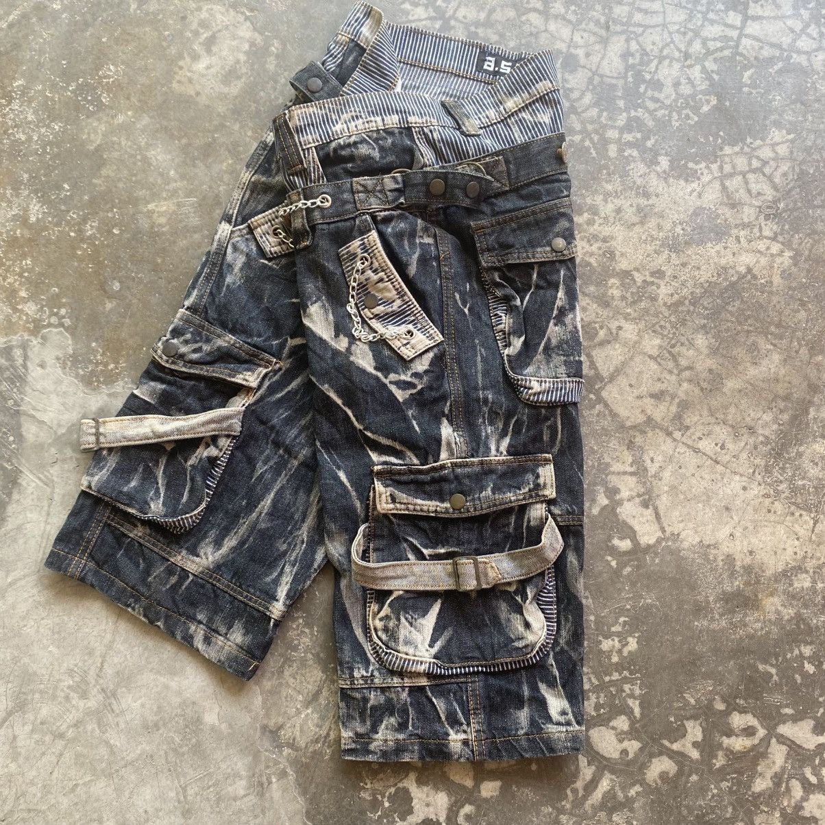 Japanese Brand Bondage Cargo Short Claw Mark Size US 32 / EU 48 - 3 Thumbnail