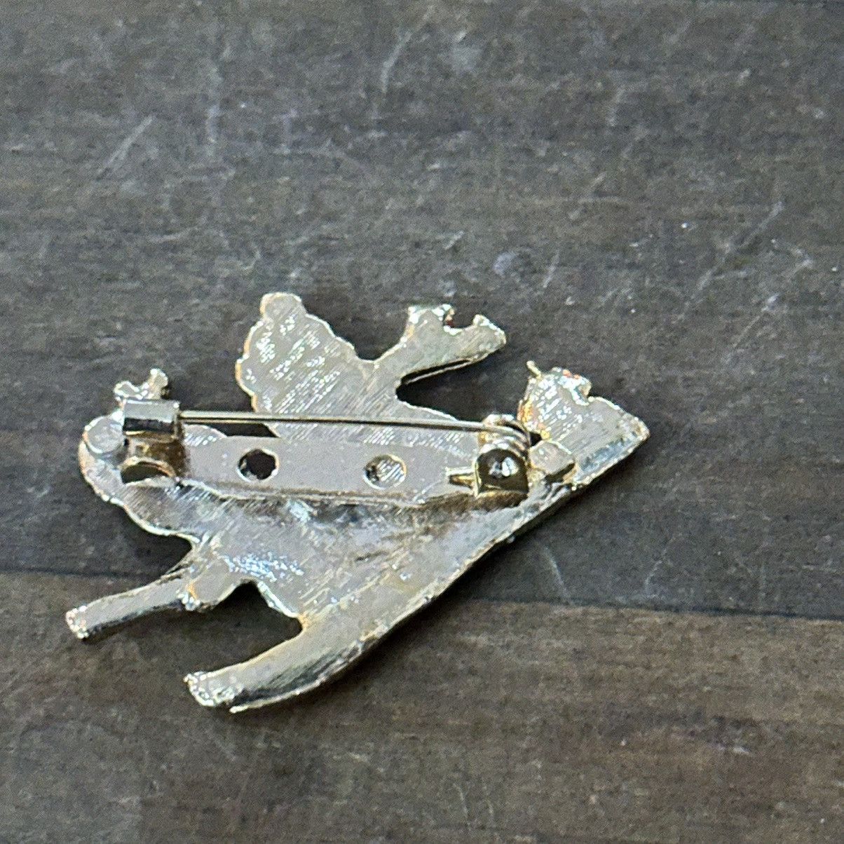 Vintage Vintage sleigh riding snowmen brooch Size ONE SIZE - 3 Thumbnail