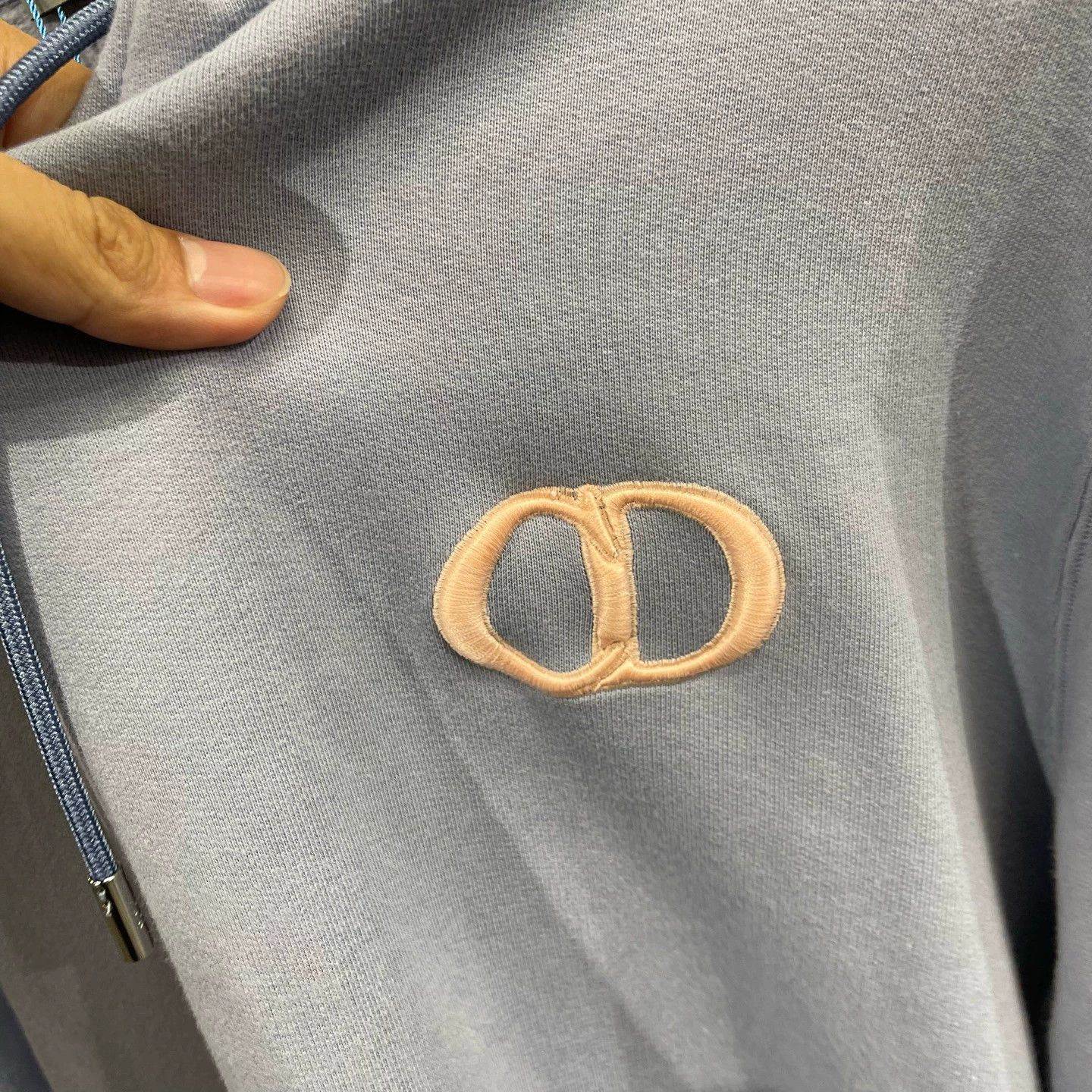 Dior Dior CD Logo Hoodie XL 99 New Back Minor Flaw Size US XL / EU 56 / 4 - 4 Thumbnail
