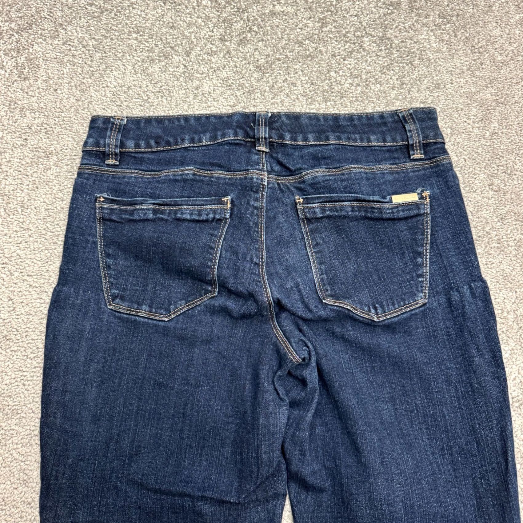 Vintage White House Black Market Slim Fit Cropped Denim Jeans Womens 12 Dark Wash Slit Denim Jeans B Blue City Streetwear Womens 12 XS-XL? Size 30" / US 8 / IT 44 - 4 Thumbnail