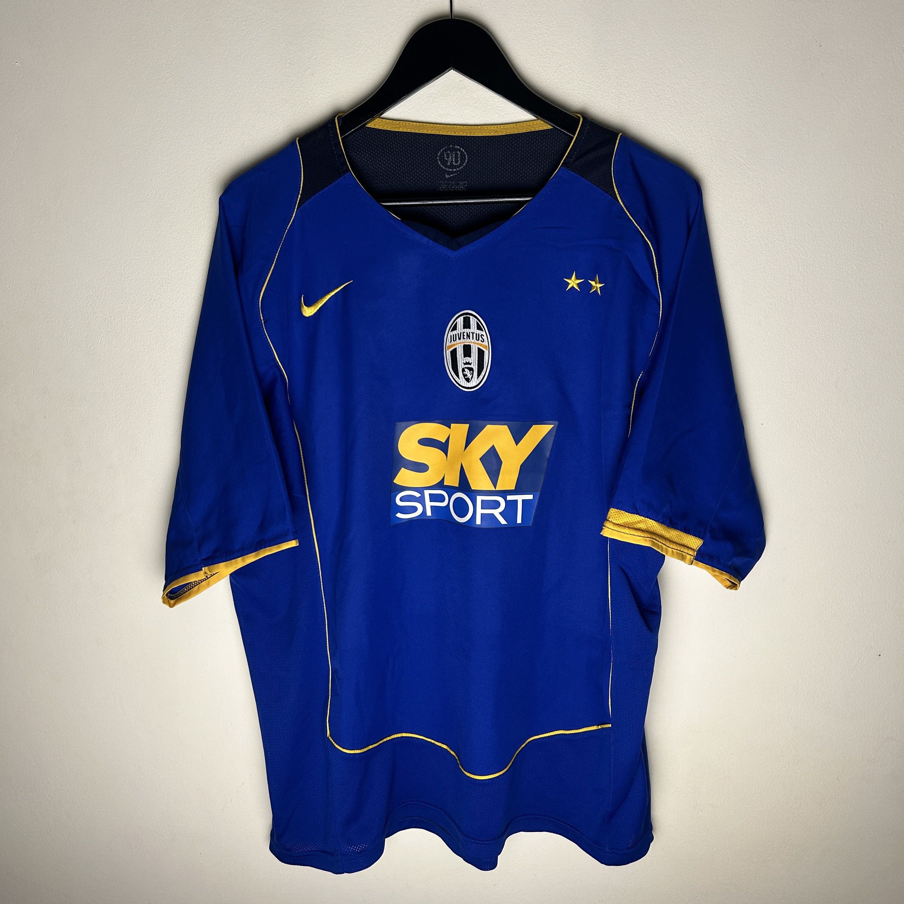 Nike Juventus FC Nike 2004-05 Away Soccer Jersey Size US XL / EU 56 / 4 - 1 Thumbnail