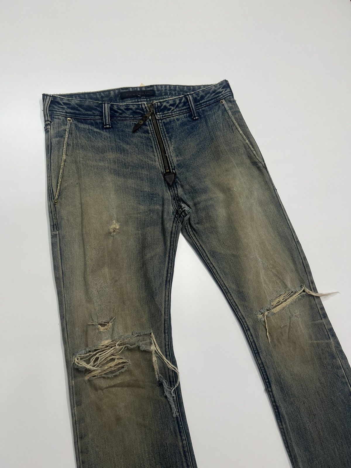 Japanese Brand Vintage Paranoid Distress Flare Denim Made In Japan Size 32" Size US 32 / EU 48 - 2 Thumbnail