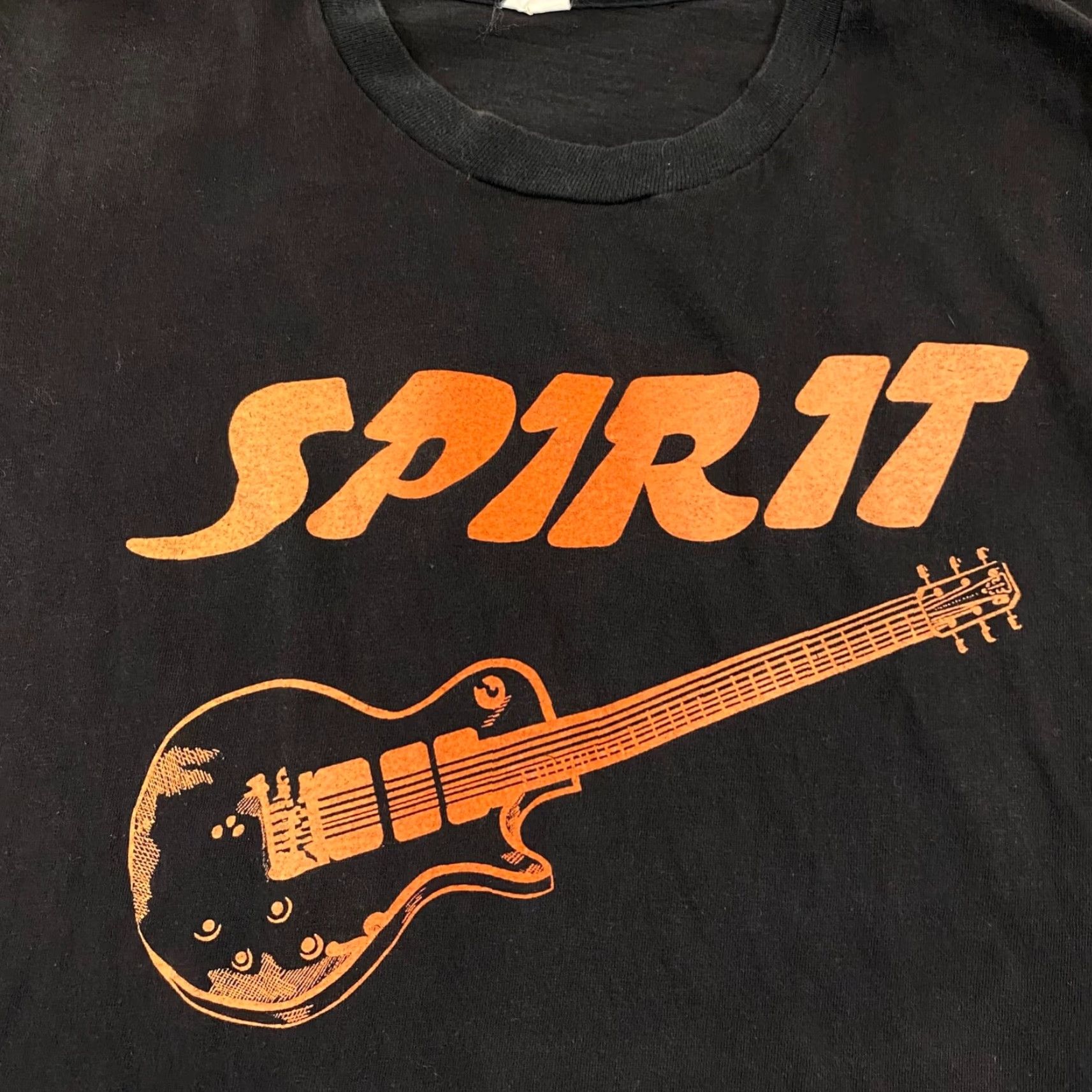 ESPIRIT VINTAGE Spirit Live Shirt Mens Small Black Guitar Sold Out Graphic Tee 90s 80s Size US S / EU 44-46 / 1 - 3 Thumbnail