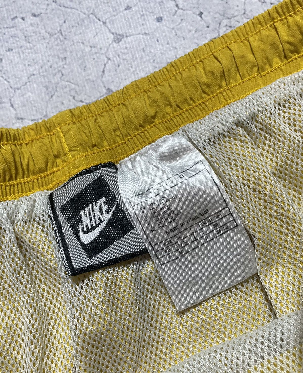 Nike × Vintage Vintage 90s Nike Nylon Shorts Big Swoosh Drill Retro Y2K Size US 36 / EU 52 - 5 Thumbnail