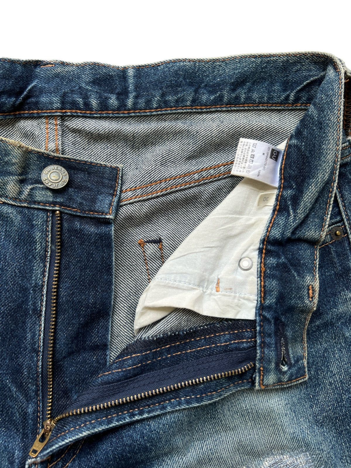 Uniqlo Vintage Japanese Uniqlo Distressed Denim Jeans 32x32 Size US 32 / EU 48 - 12 Thumbnail