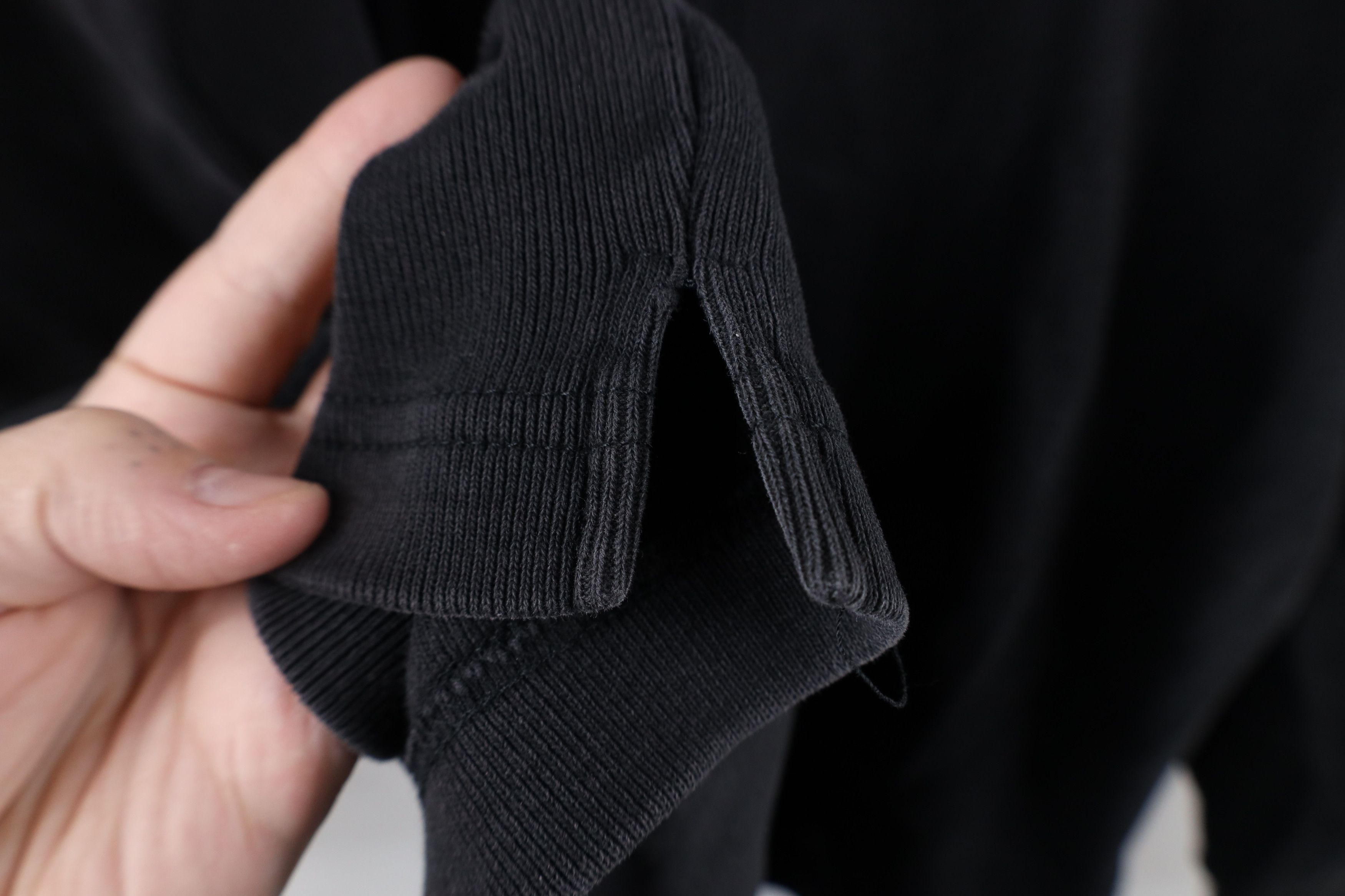 Vintage Vintage 90s Streetwear Heavyweight Ribbed Knit Button Shirt Size US S / EU 44-46 / 1 - 7 Thumbnail