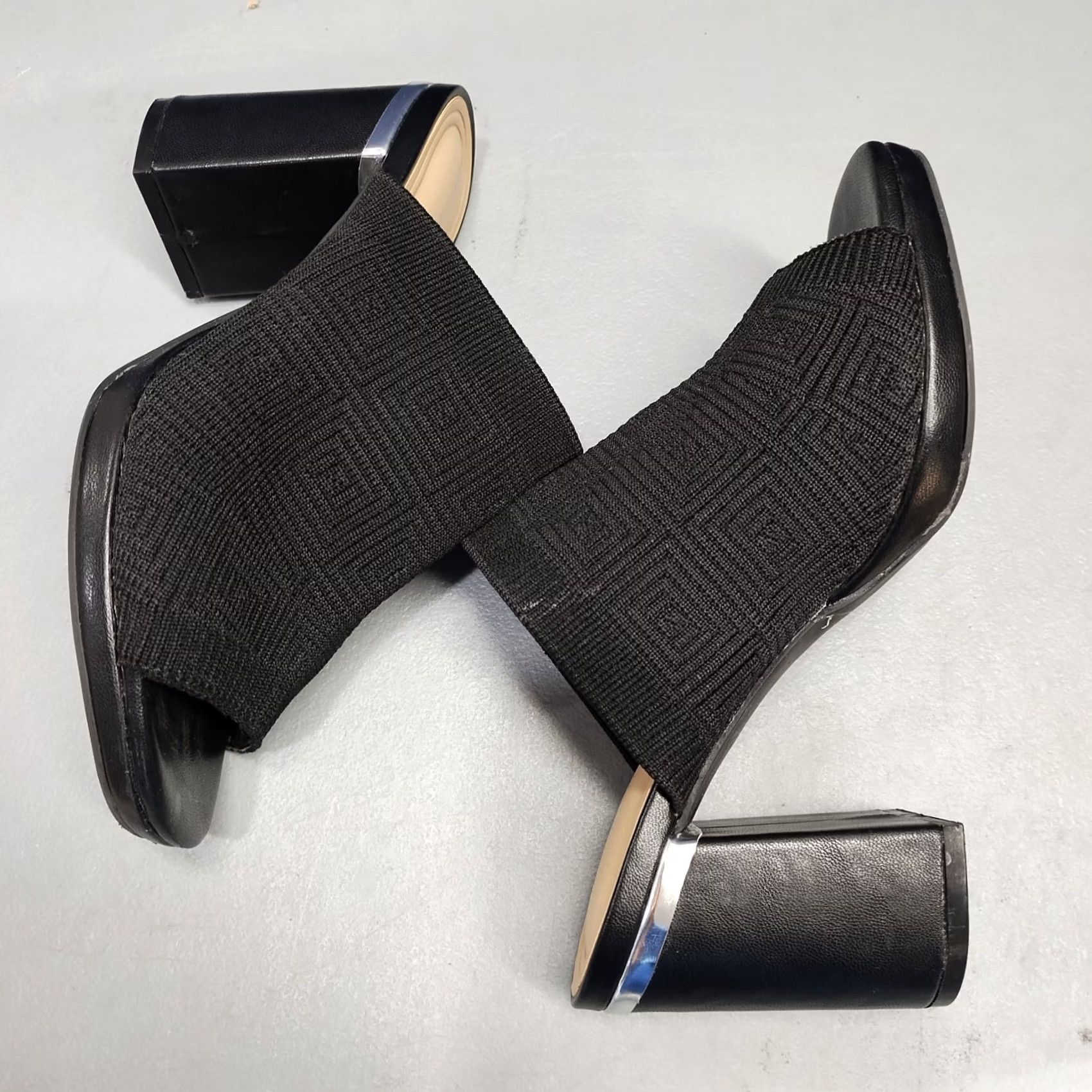 Vintage Adrienne Vittadini Aimie Heeled Slide Sandals Womens Size 5M Black Stretch Knit Size US 5 / IT 35 - 3 Thumbnail