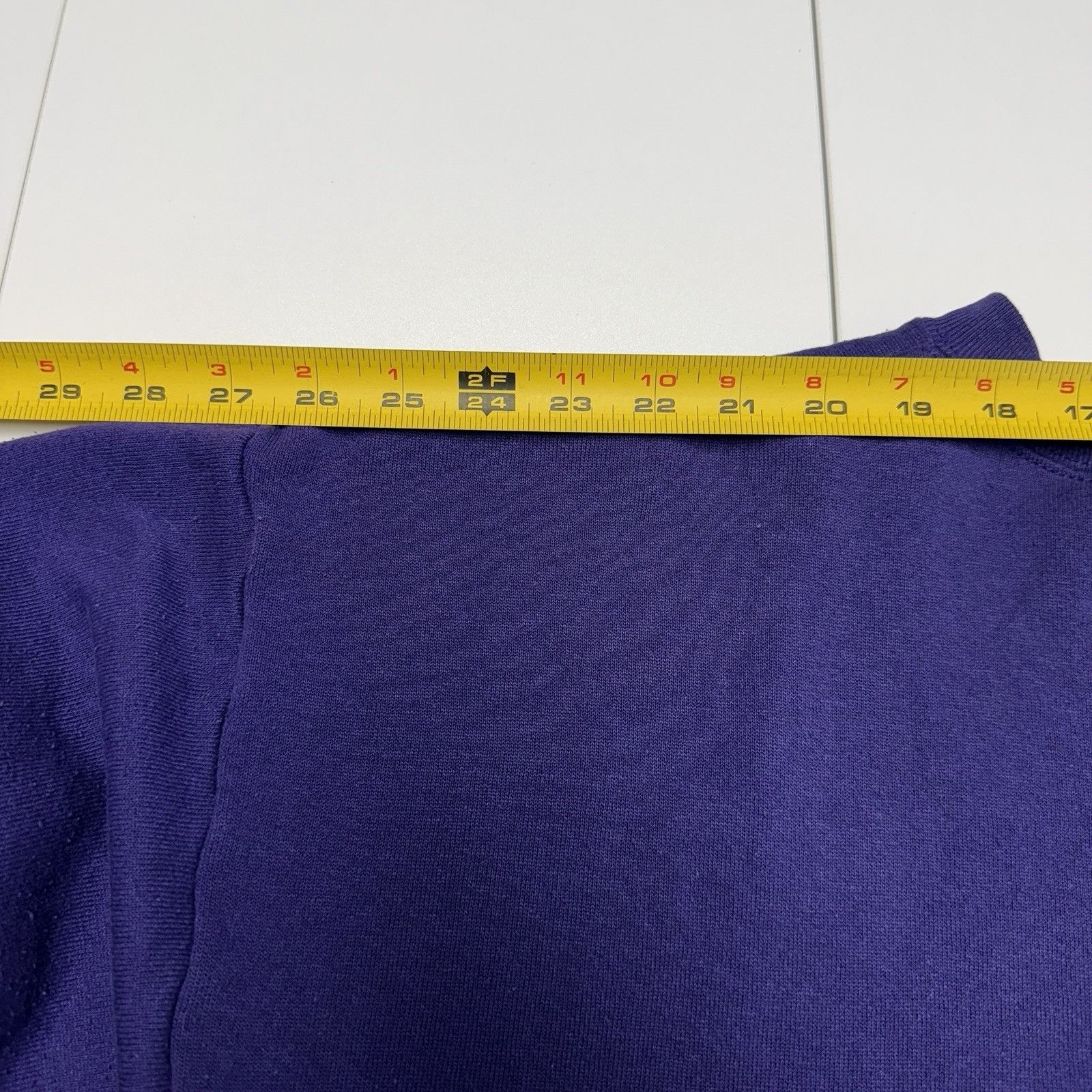 Disney Vintage Winnie The Pooh Sweatshirt Oversized L Purple Crew N Size US L / EU 52-54 / 3 - 17 Thumbnail