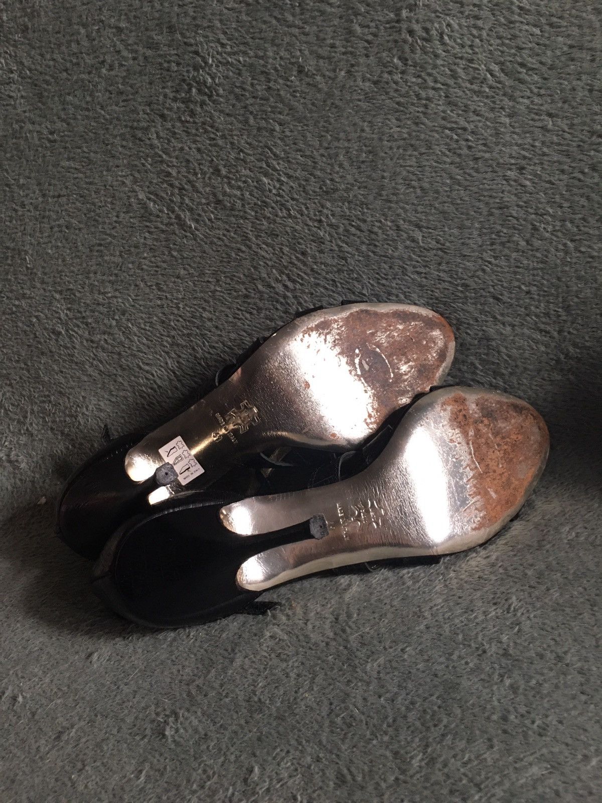 Just Cavalli × Roberto Cavalli Just Cavalli Embossed Leather T-strap Horn Detail Heels EU41 Size US 11 / IT 41 - 10 Thumbnail