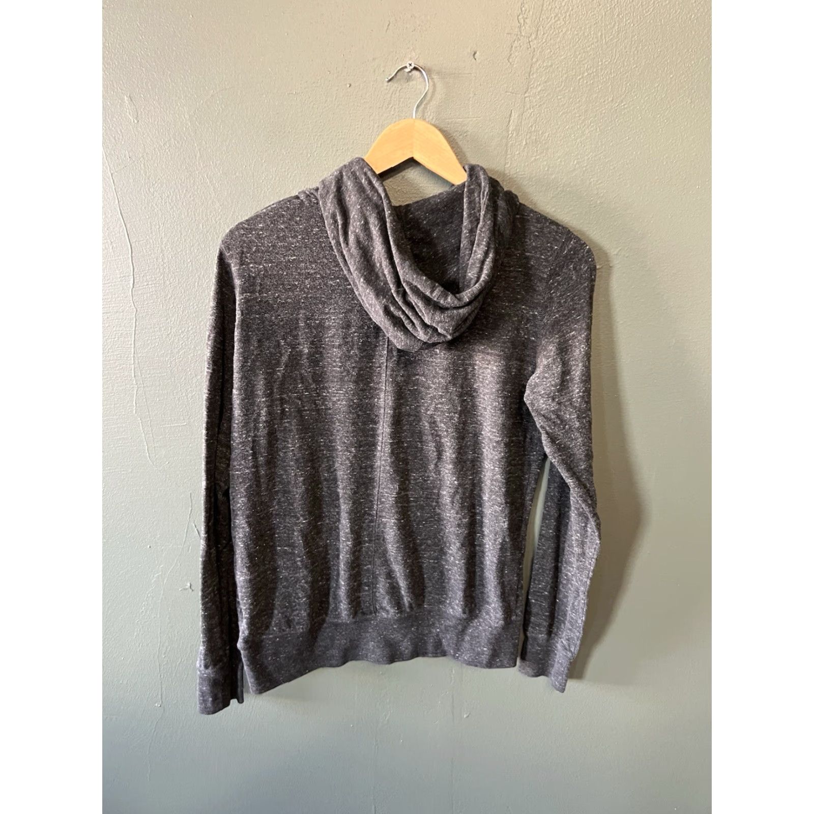 Nike Nike Womens Pullover Hooded Sweatshirt Sweatshirt Gray Large Athletic Casual Size L / US 10 / IT 46 - 2 Thumbnail