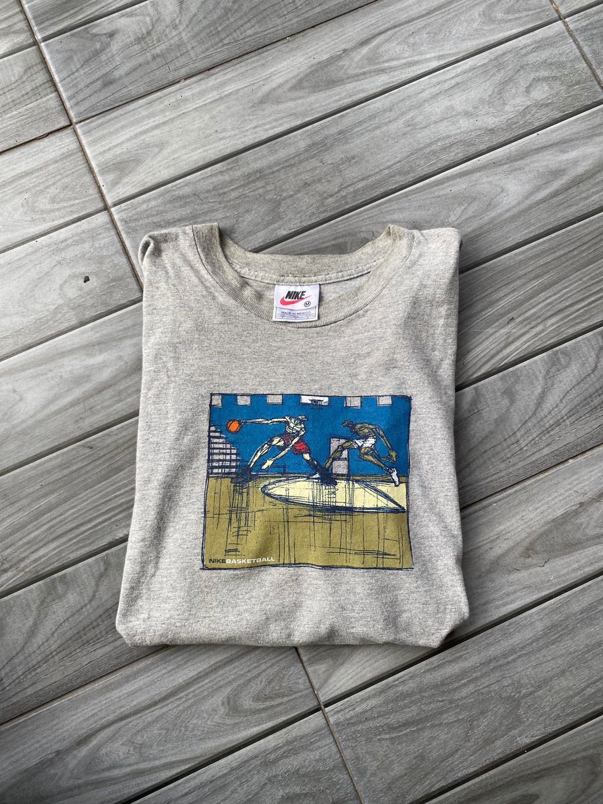 Nike vintage nike basketball 90s photo tee Size US M / EU 48-50 / 2 - 1 Thumbnail