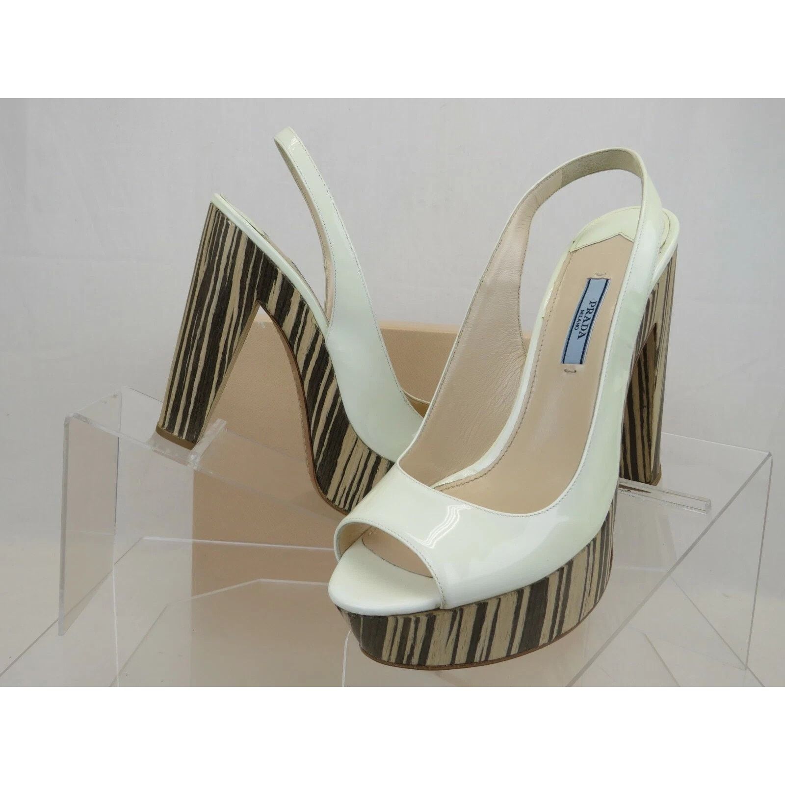Prada PRADA 1Z647D WHITE PATENT LEATHER SANDALS PUMPS 40.5 ITALY Size US 10.5 / IT 40.5 - 3 Thumbnail