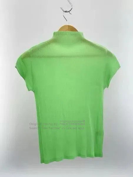 Issey Miyake Issey Miyake Green Short. Size L / US 10 / IT 46 - 2 Thumbnail