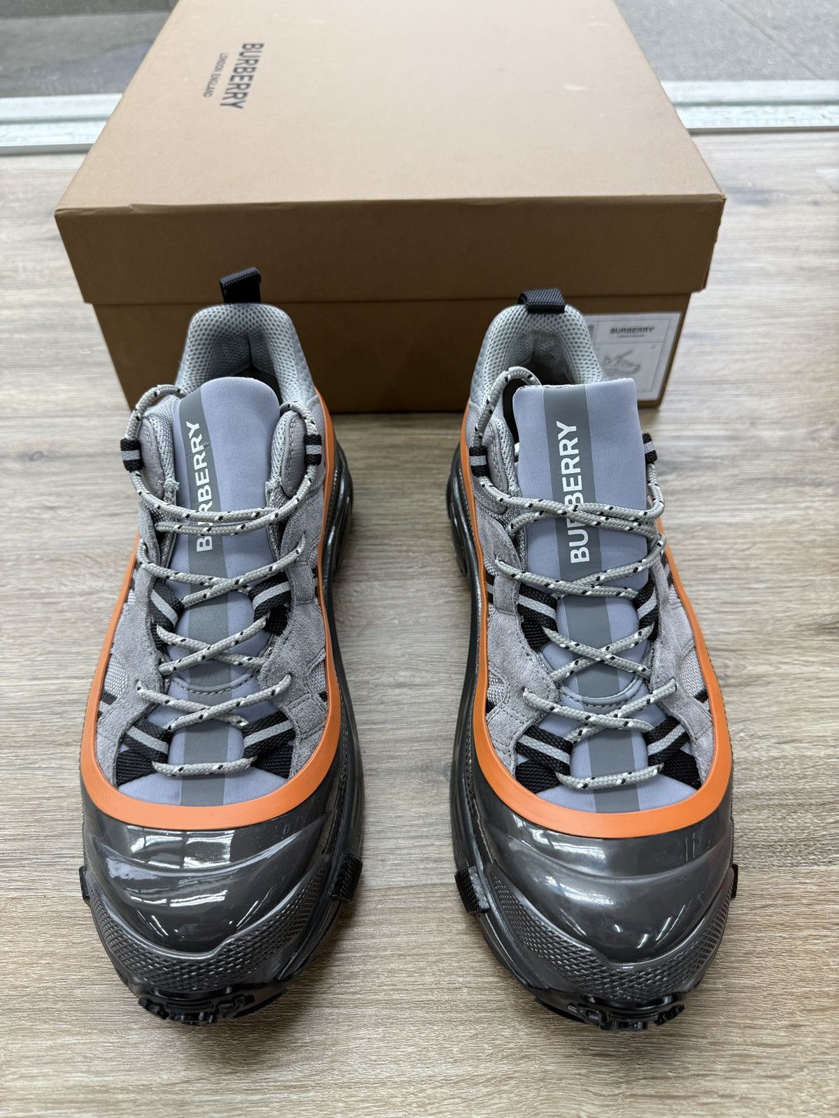 Burberry Bureberry Low Top sneakers Size US 8 / EU 41 - 4 Thumbnail