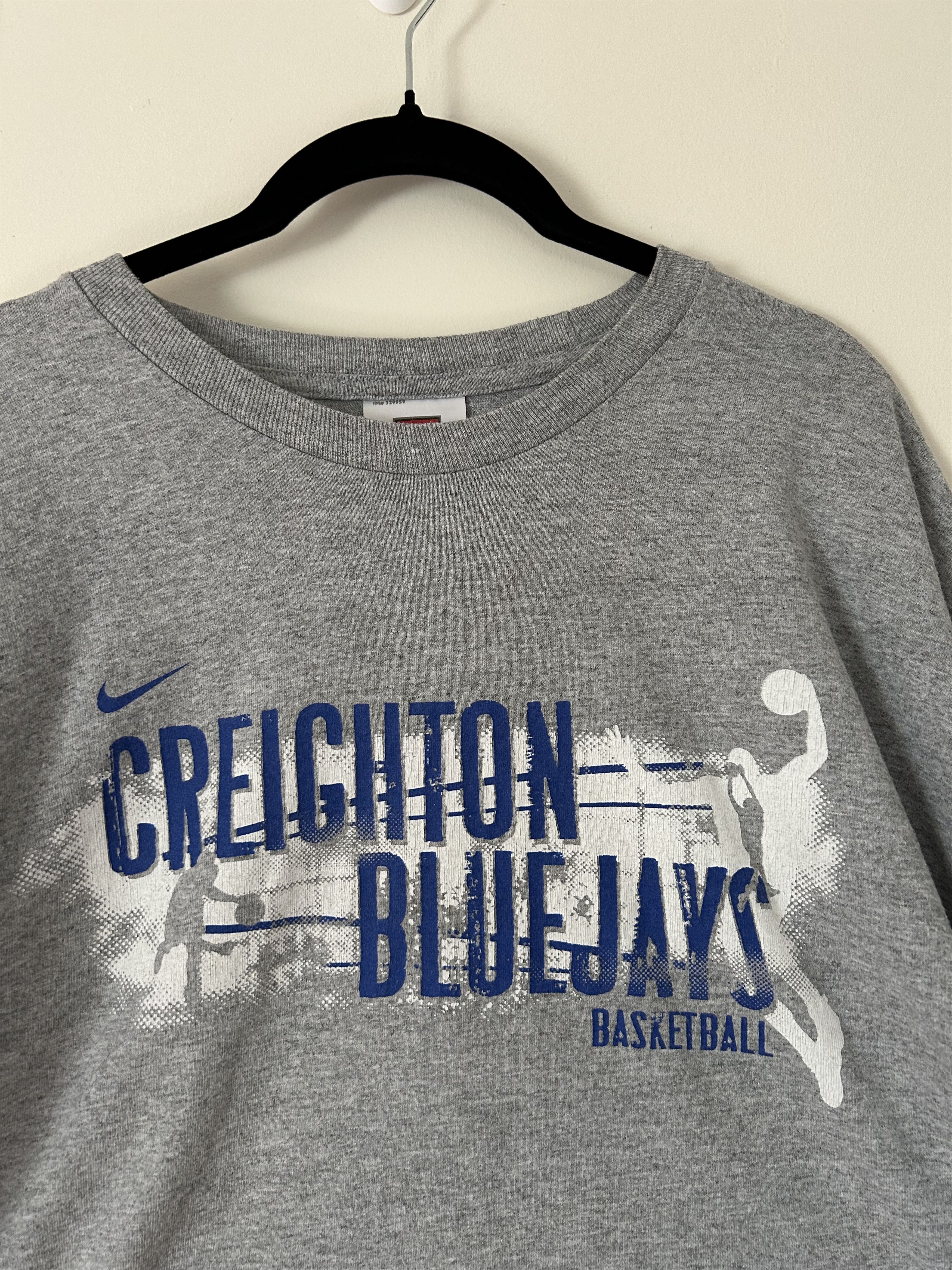 Nike Vintage Nike Creighton Bluejays Basketball Tee Size US XL / EU 56 / 4 - 2 Thumbnail