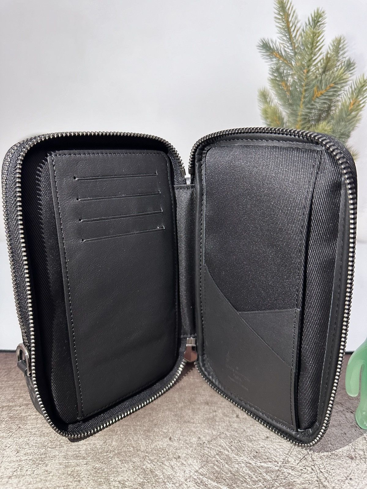 Louis Vuitton Double Phone Pouch Crossbody Size ONE SIZE - 12 Thumbnail
