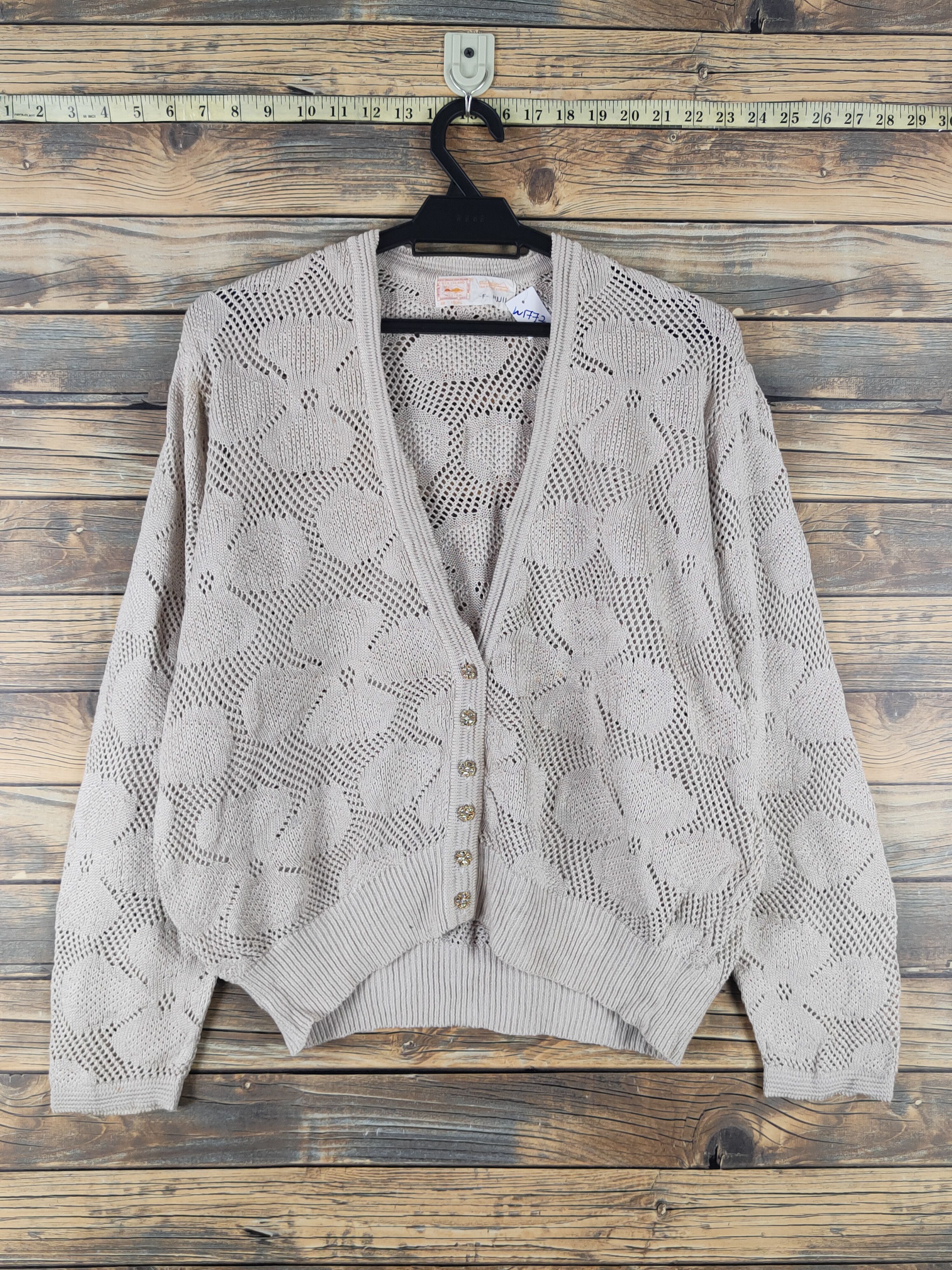 Vintage Fujii Light Brown Crochet MeshNet Knitwear Cardigan #W1772 Size US M / EU 48-50 / 2 - 1 Thumbnail
