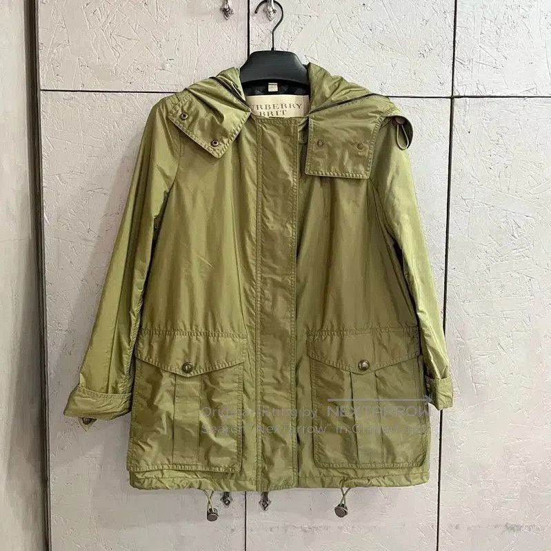 Burberry Burberry Women's Green Acrylic Trench Coat. Size M / US 6-8 / IT 42-44 - 1 Thumbnail