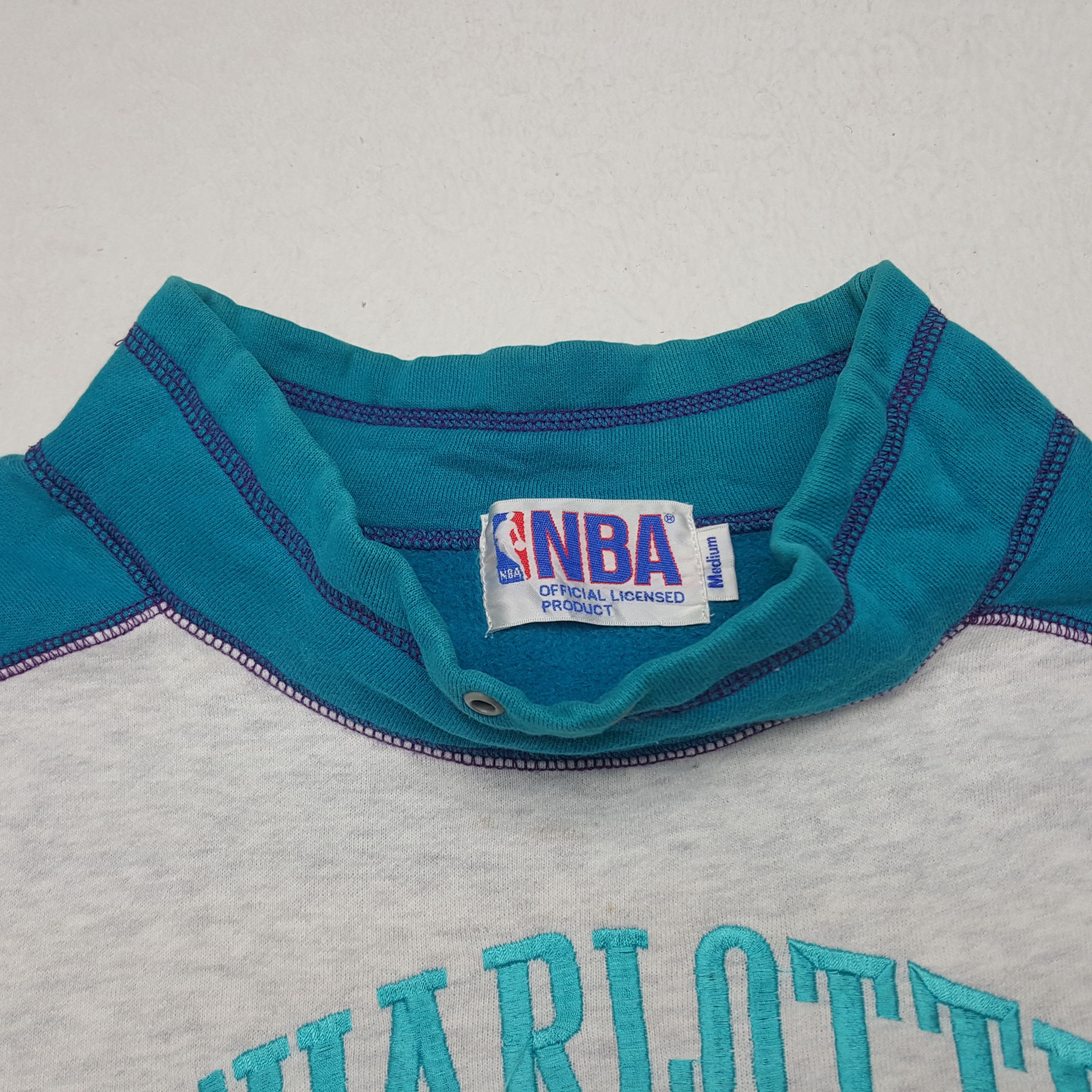 NBA × Vintage Vintage NBA Charlotte Hornets Sweatshirt Size US M / EU 48-50 / 2 - 4 Thumbnail