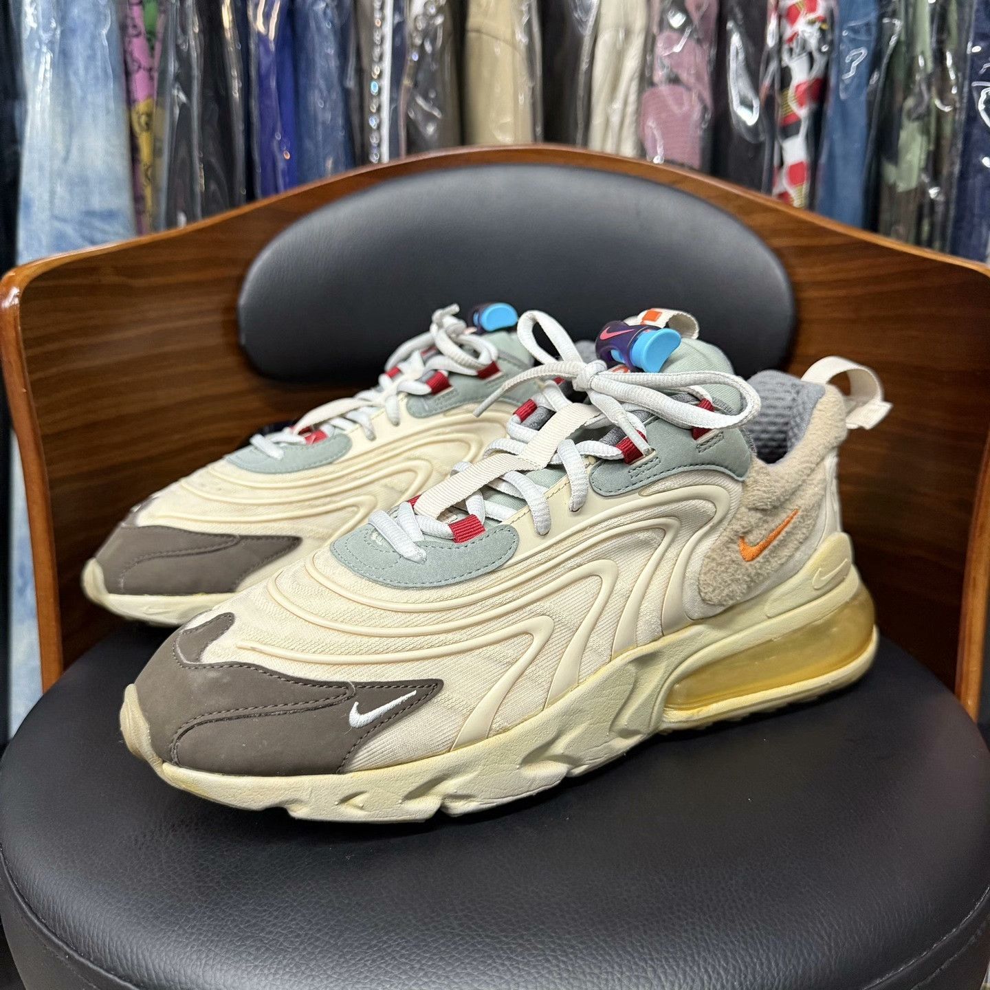 Nike Nike MAX270 Collab Yellow Lowtop Sneakers 44 Men Size US 10.5 / EU 43-44 - 1 Thumbnail