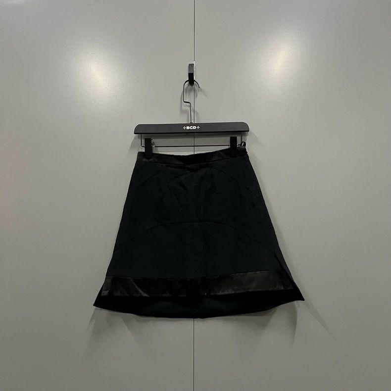 Givenchy Givenchy Size38 Black Mixed Short Skirt Size XXL / US 16-18 / IT 52-54 - 1 Thumbnail