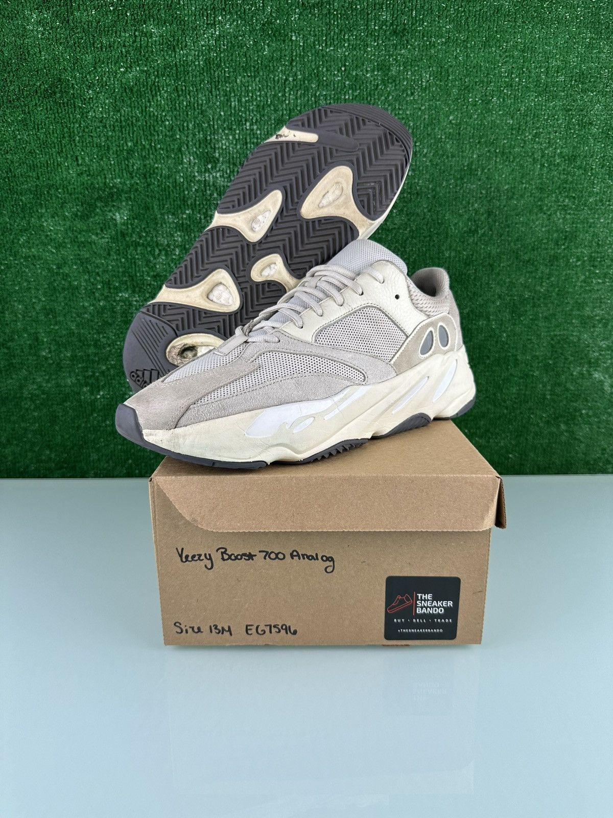 Yeezy adidas Yeezy Boost 700 Low Analog size 13 Size US 13 / EU 46 - 1 Thumbnail