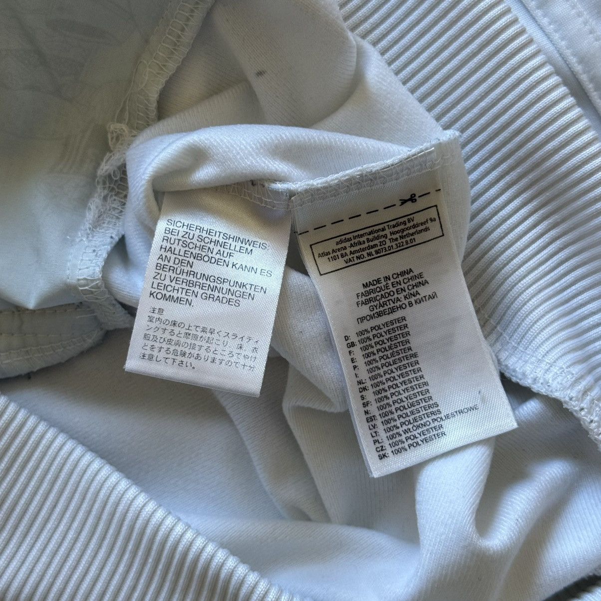 Adidas Vintage Adidas Italy Reprint 1982 Football Track Zip Y2K Size US S / EU 44-46 / 1 - 14 Thumbnail