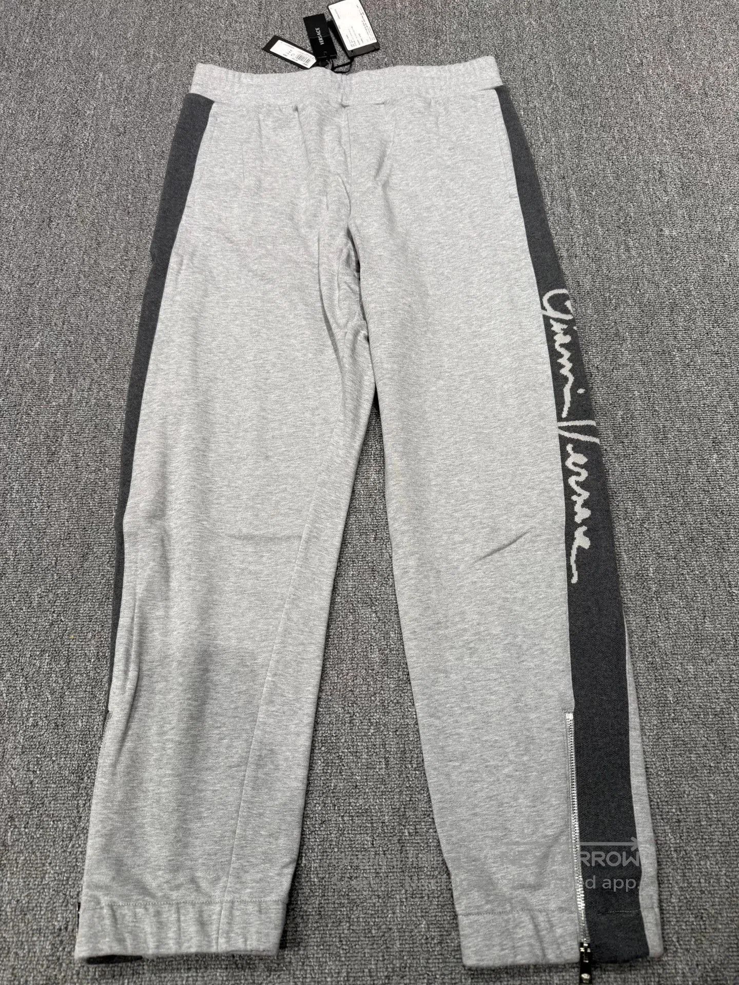 Japanese Brand VERSACE Casual Pants. Size US 28 / EU 44 - 1 Thumbnail