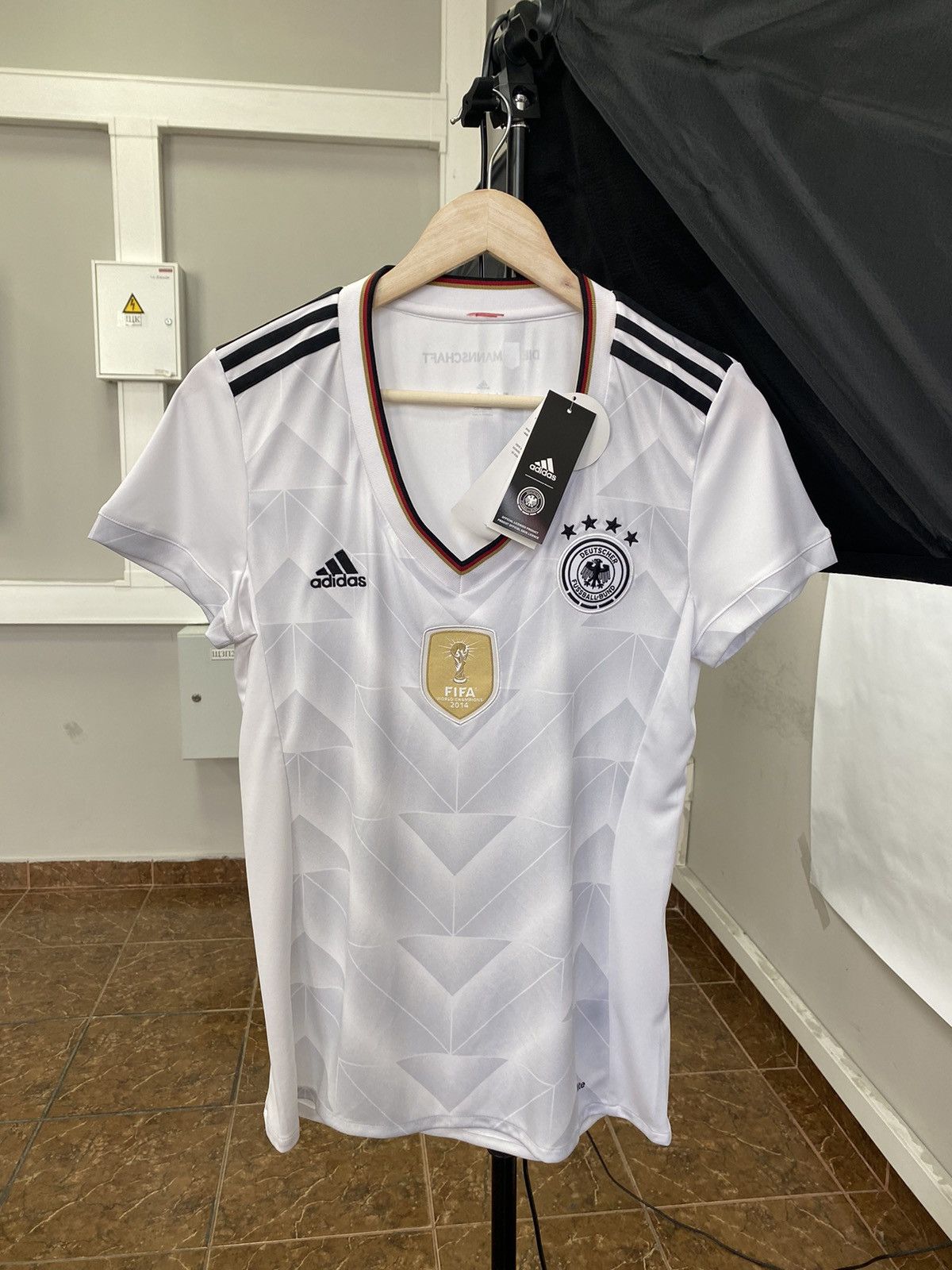 Adidas 🇩🇪 Adidas Germany 2014 WORLD CHAMPIONS jersey soccer t-shirt Size M / US 6-8 / IT 42-44 - 1 Thumbnail