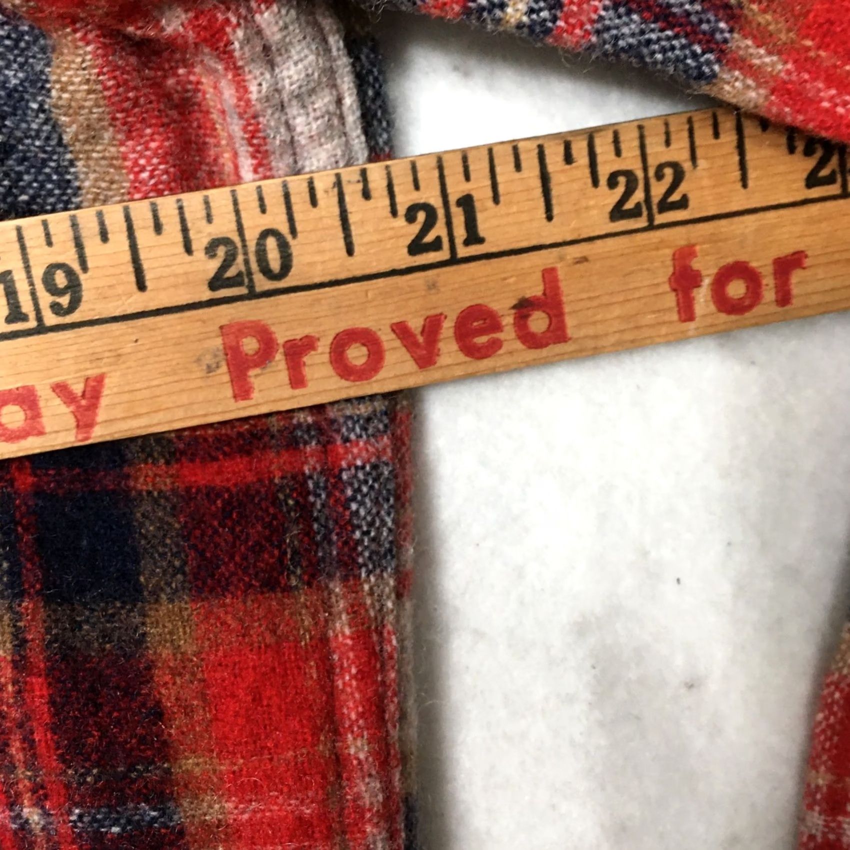Vintage VINTAGE Briggs Flannel Shirt Large Red Plaid Wool Blend Western 70s Distressed Mens Shirt Size US L / EU 52-54 / 3 - 5 Thumbnail
