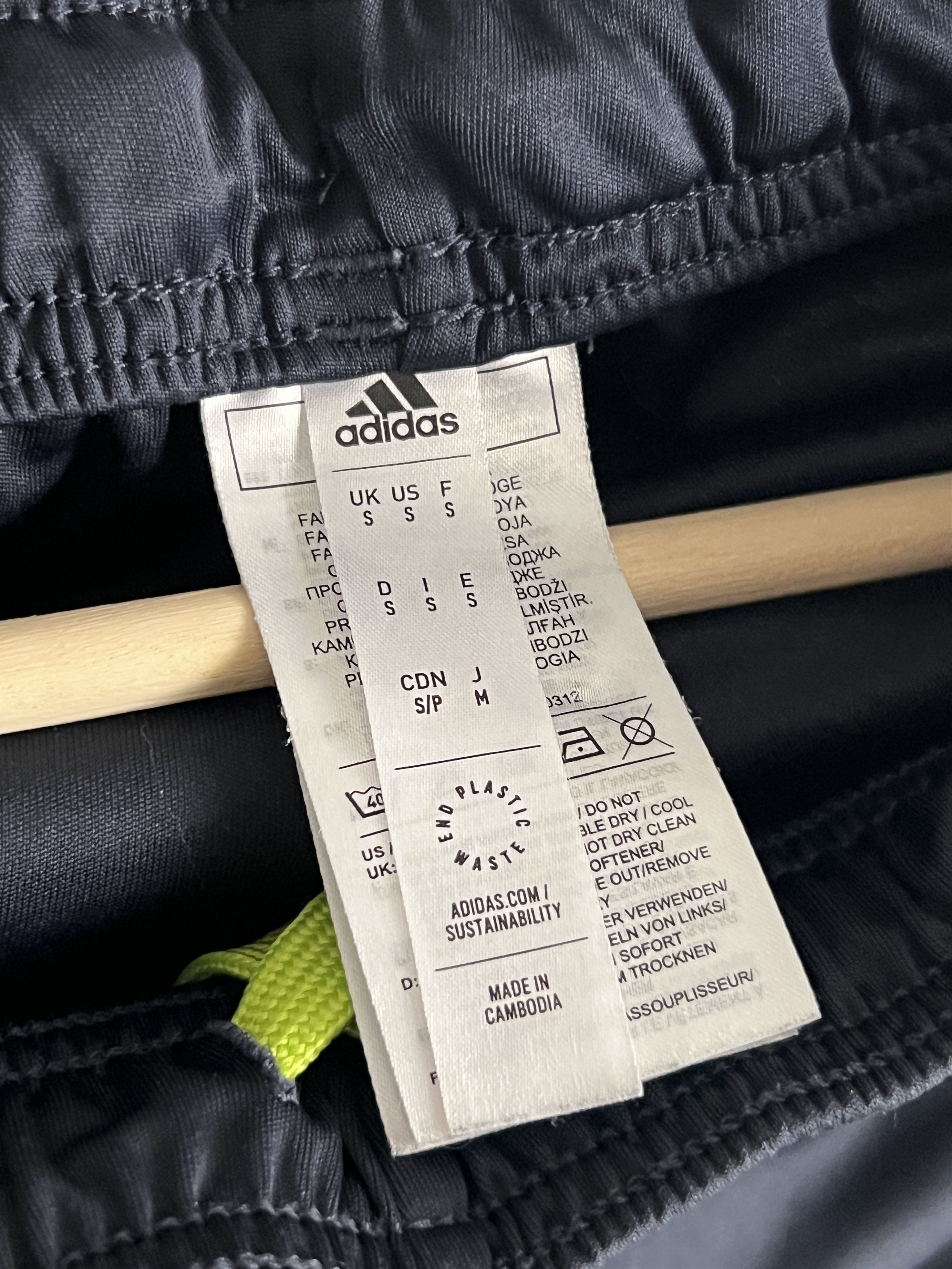 Adidas Soccer Shorts Adidas Manchester United 2022 Size US 30 / EU 46 - 5 Thumbnail