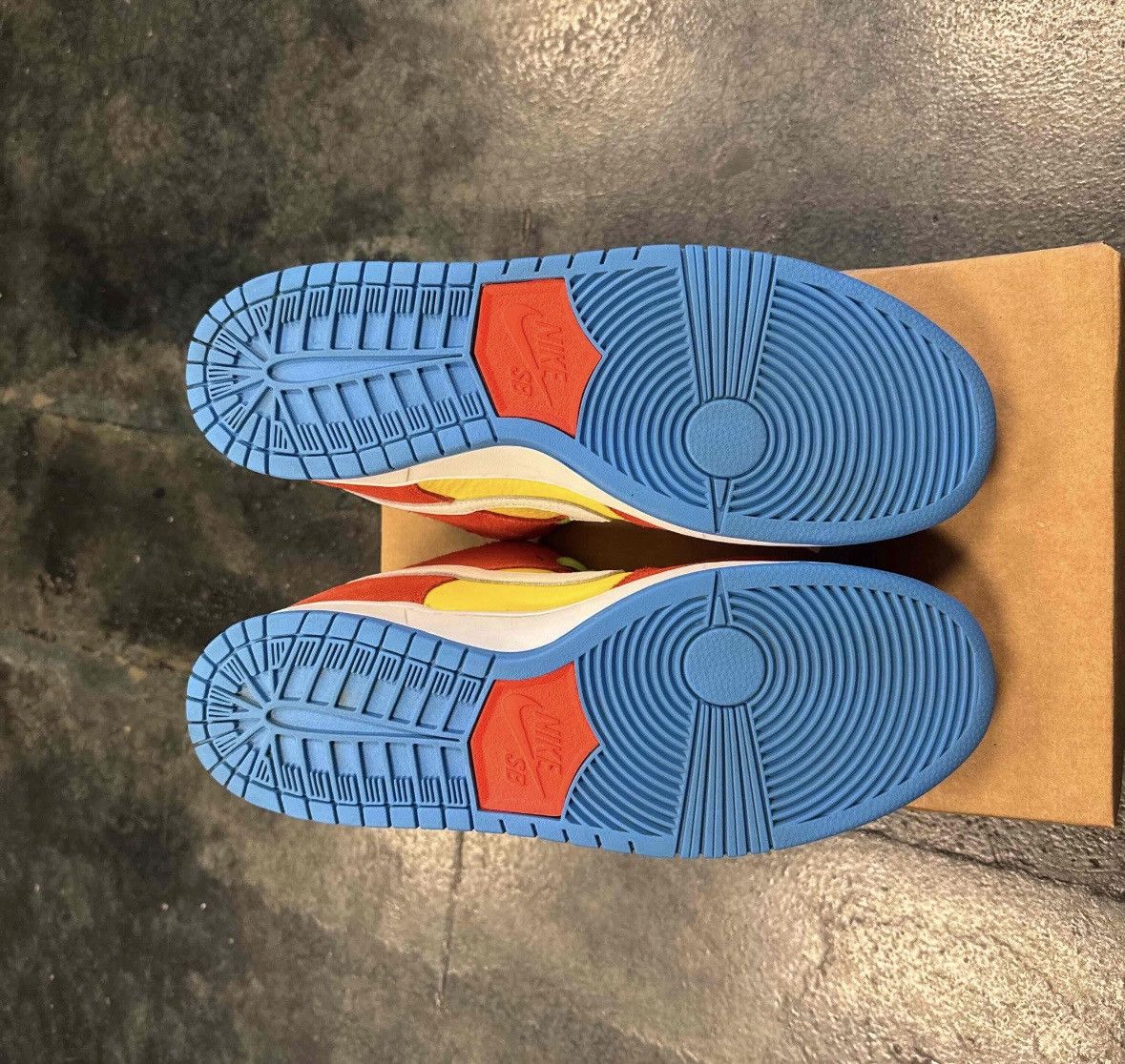 Nike SB Dunk Low Bart Simspon Size US 12 / EU 45 - 5 Thumbnail
