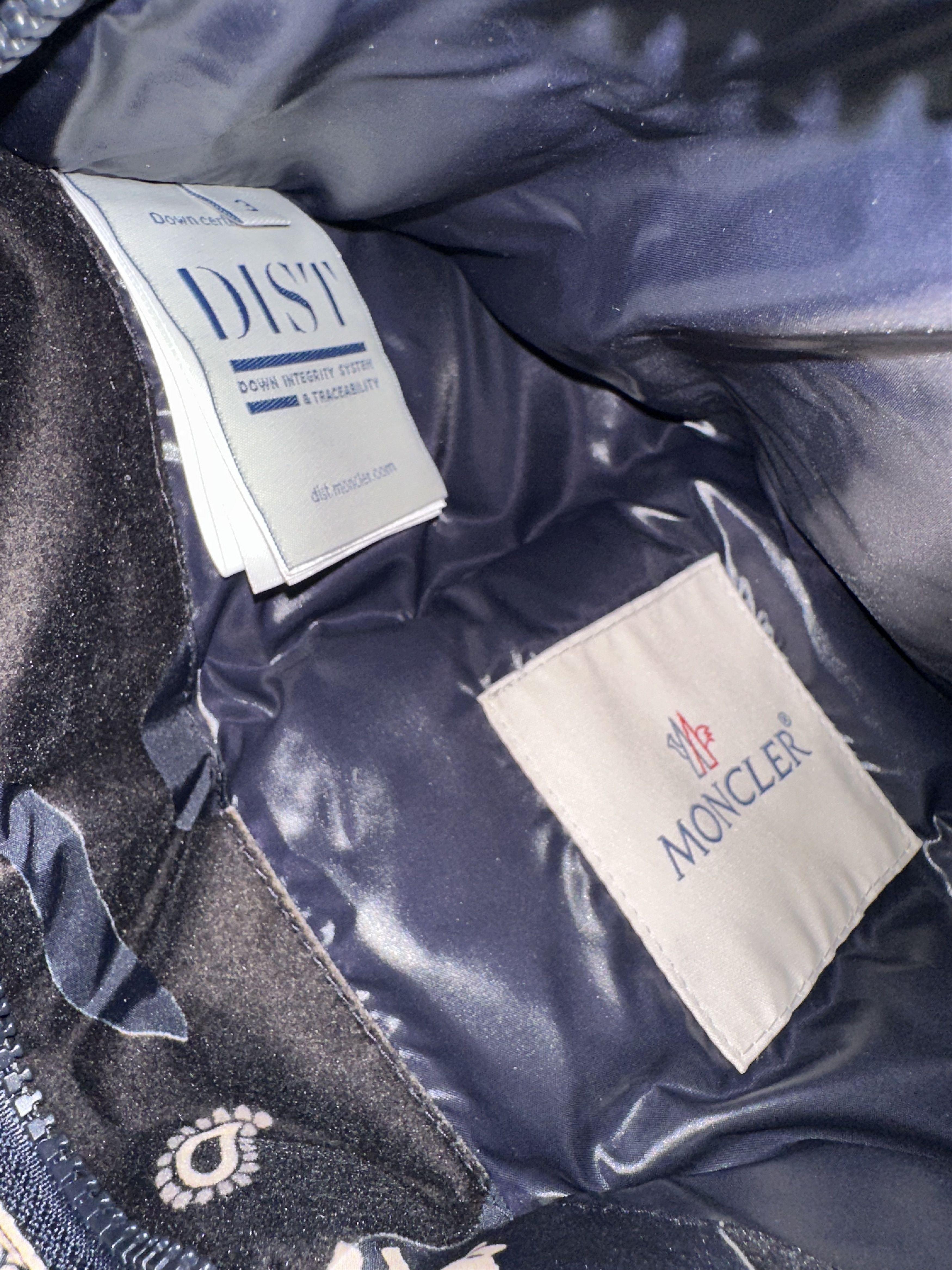 Moncler Moncler FREVILLE Reversible Down Jacket – LeBon Marché Paris Size US L / EU 52-54 / 3 - 9 Thumbnail
