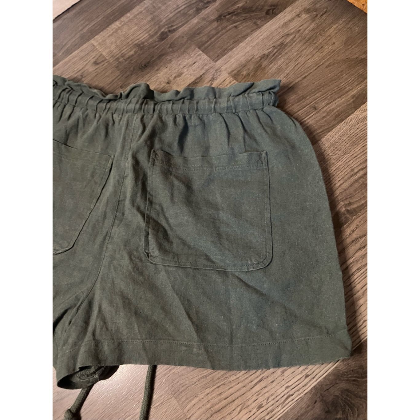Other Universal Threads Green Shorts Woman’s Size Medium Size 28" / US 6 / IT 42 - 6 Thumbnail