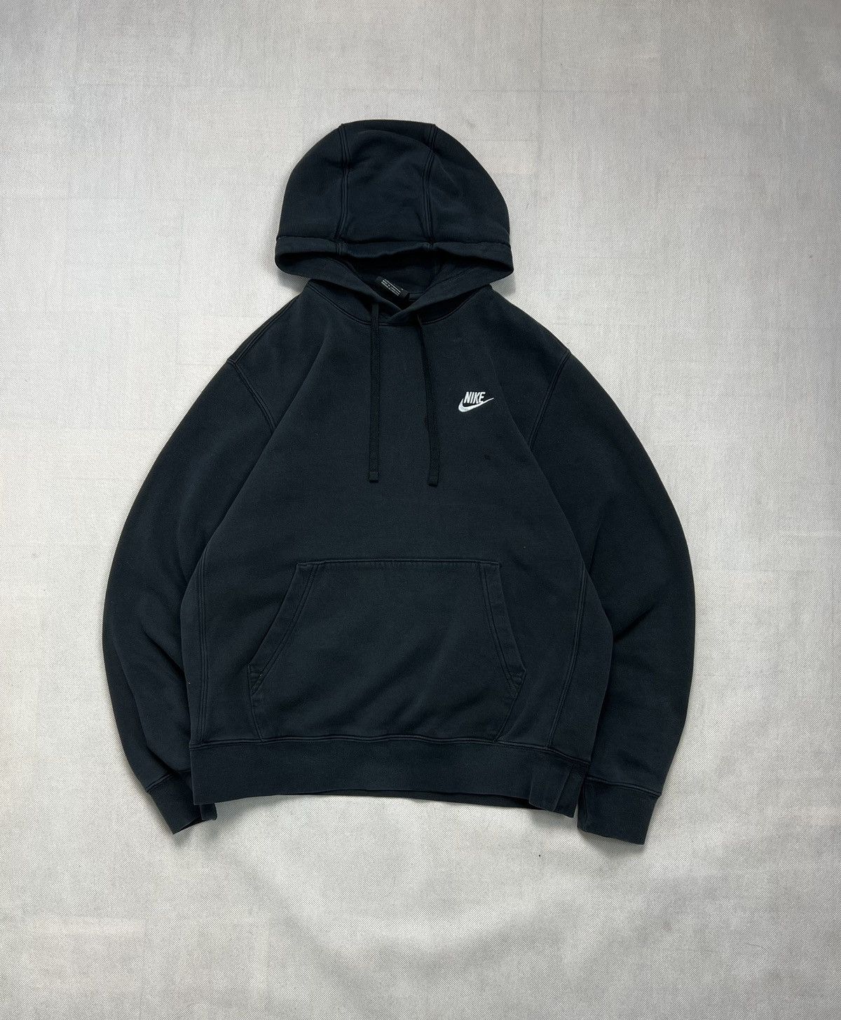 Nike Hoodie Nike small logo black y2k Size US M / EU 48-50 / 2 - 1 Thumbnail