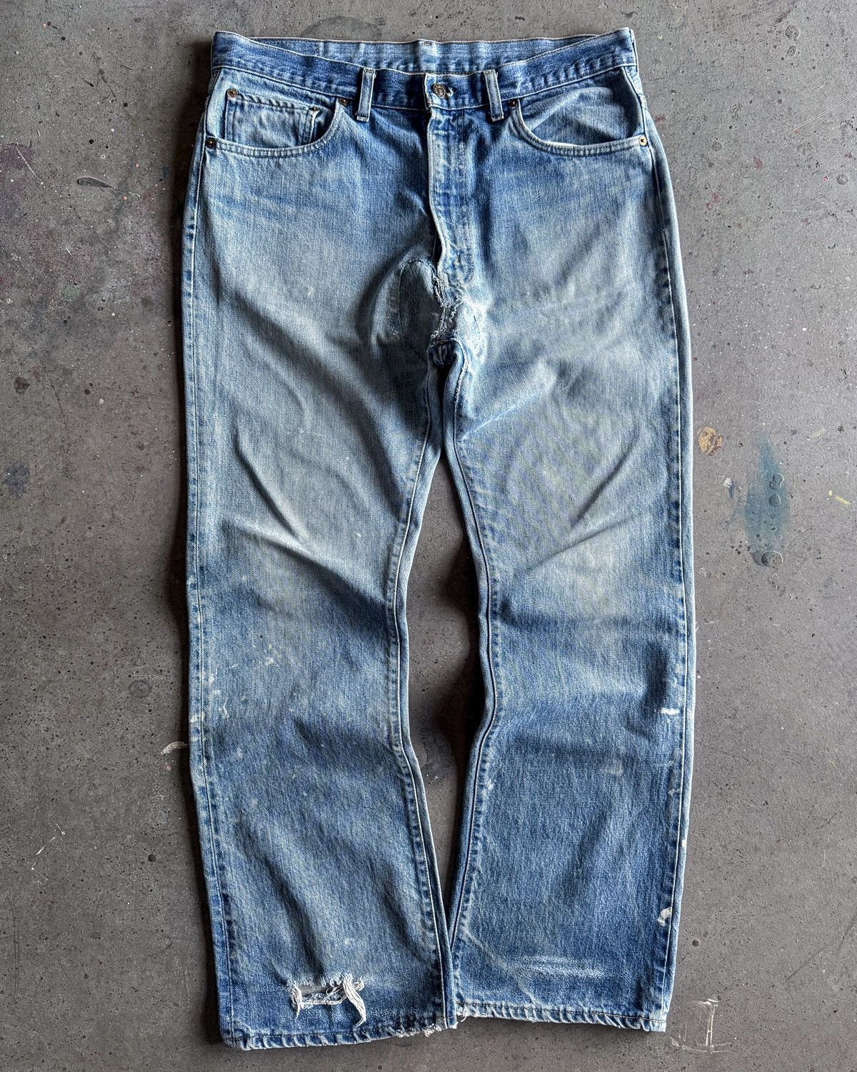 Levi's Vintage Clothing Vintage Distressed Levis Size US 32 / EU 48 - 1 Thumbnail