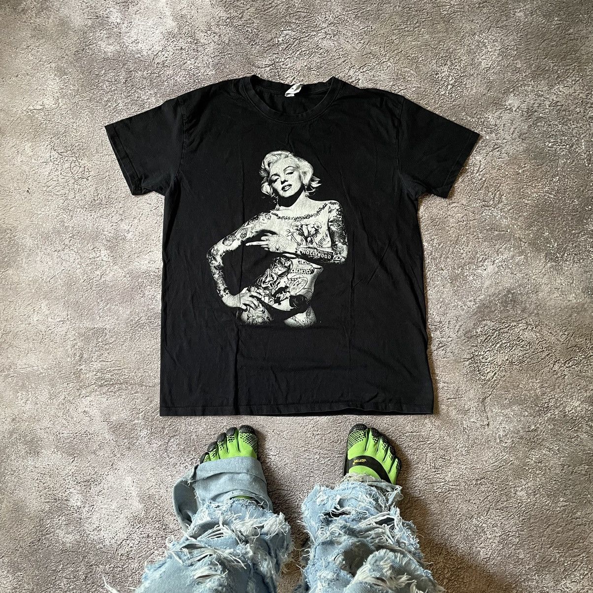 Vintage Vintage Y2K Marilyn Monroe Graphic Tee Streetwear Cropped L Size US L / EU 52-54 / 3 - 1 Thumbnail