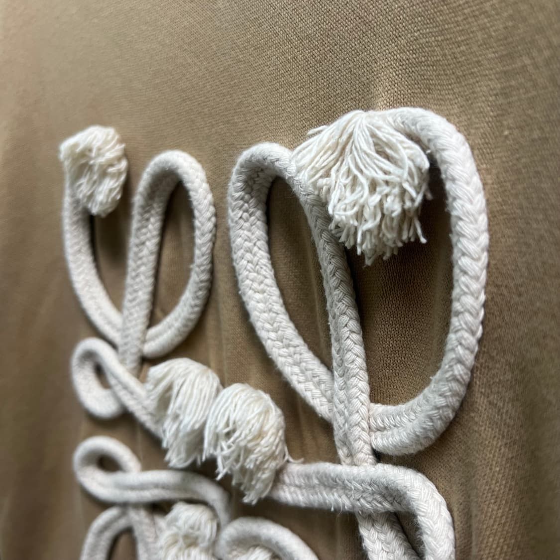 Loewe LOEWE ANAGRAM ROPE SWEATSHIRT BEIGE Size US M / EU 48-50 / 2 - 3 Thumbnail