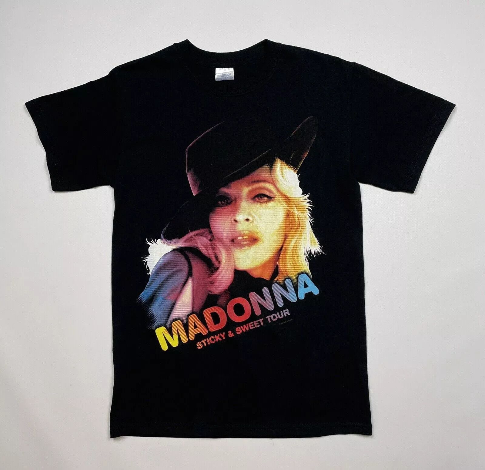Gildan Vintage 2008 Madonna Sweet & Sticky Official T-Shirt 2000s Size US S / EU 44-46 / 1 - 1 Thumbnail