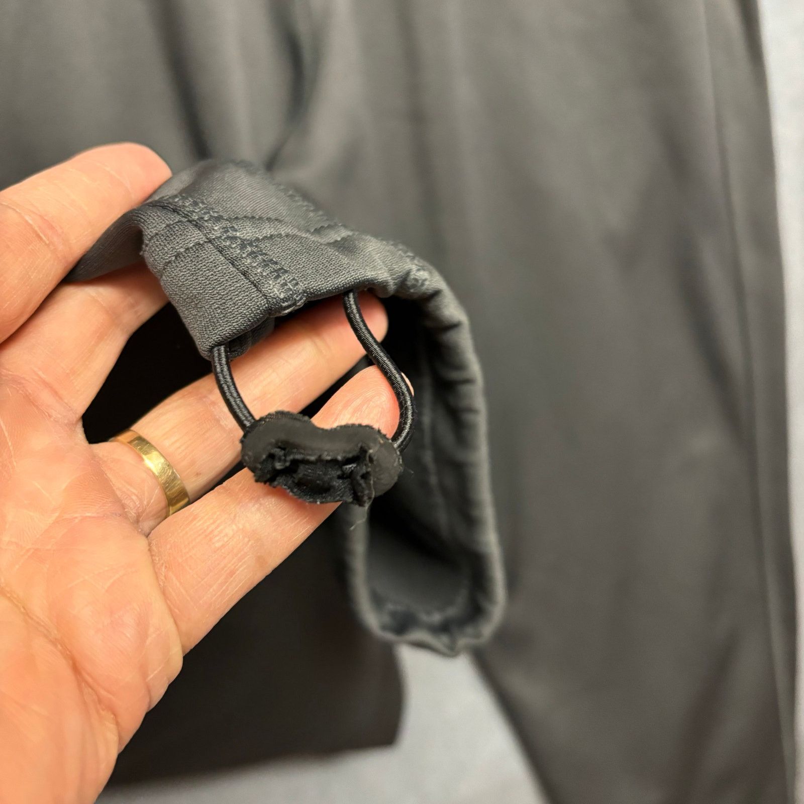Nike Nike Sweatpants Mens Large Fleece Lined Thermafit Drawstring Size US 32 / EU 48 - 7 Thumbnail