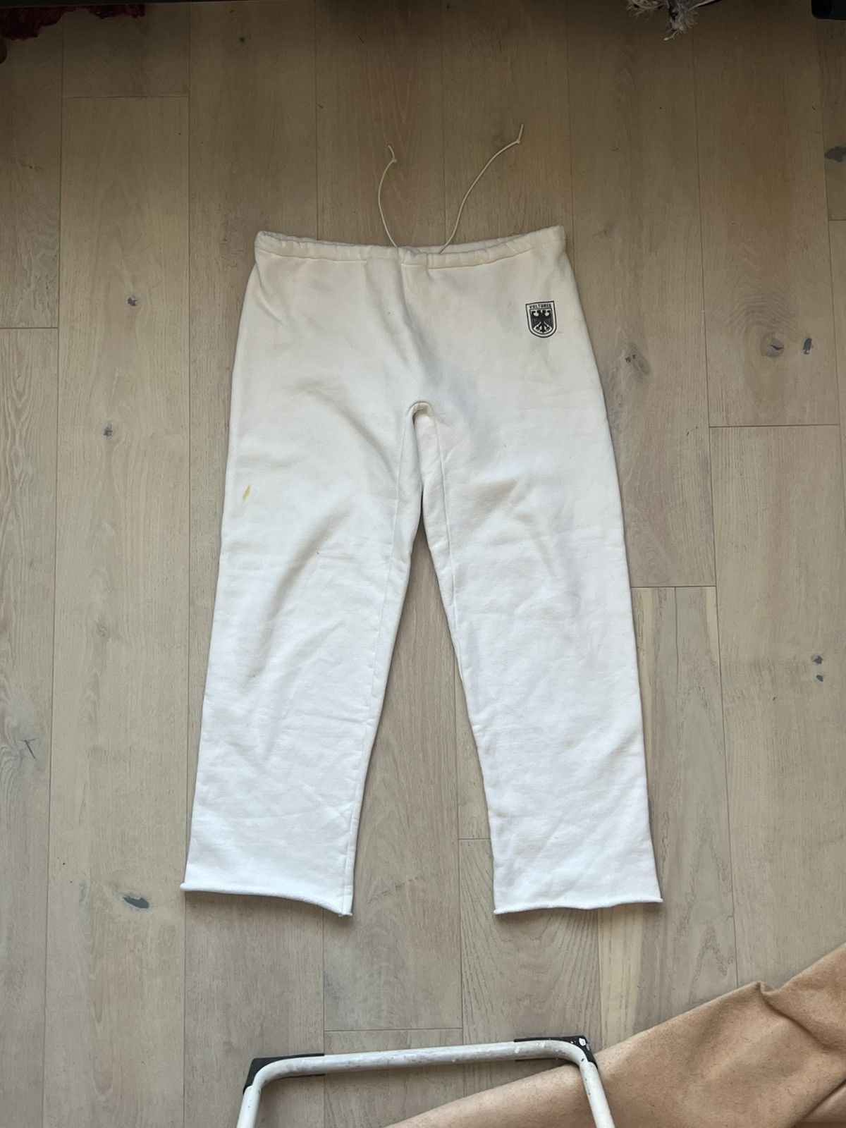 Yeezy Yeezy vultures small sweatpants white size 1 Size US 30 / EU 46 - 1 Thumbnail
