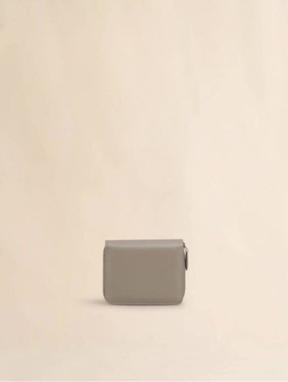 Marni o1w1db10326 Size: OS/Embossed Leather Wallet in Brown Size ONE SIZE - 1 Thumbnail