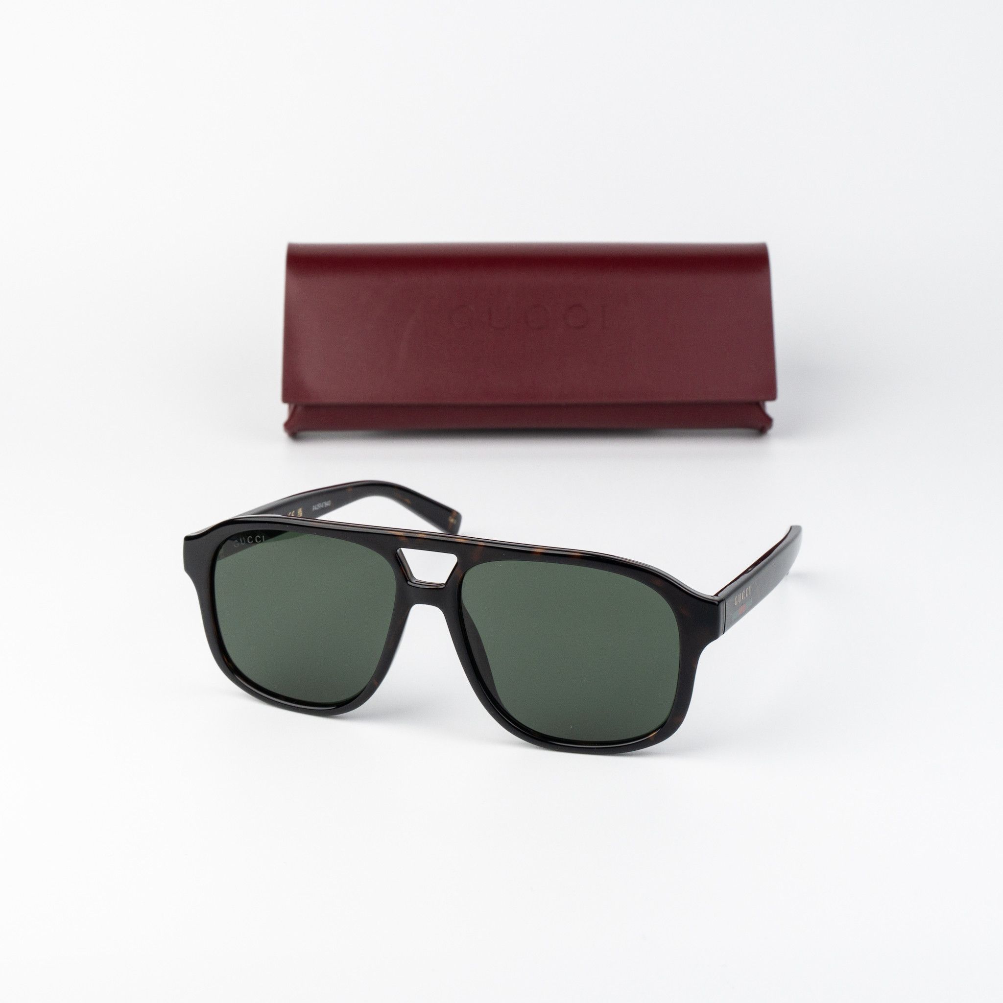 Gucci × Vintage ✨ Y2K Gucci Small Sunglasses Clear Grey GG2452